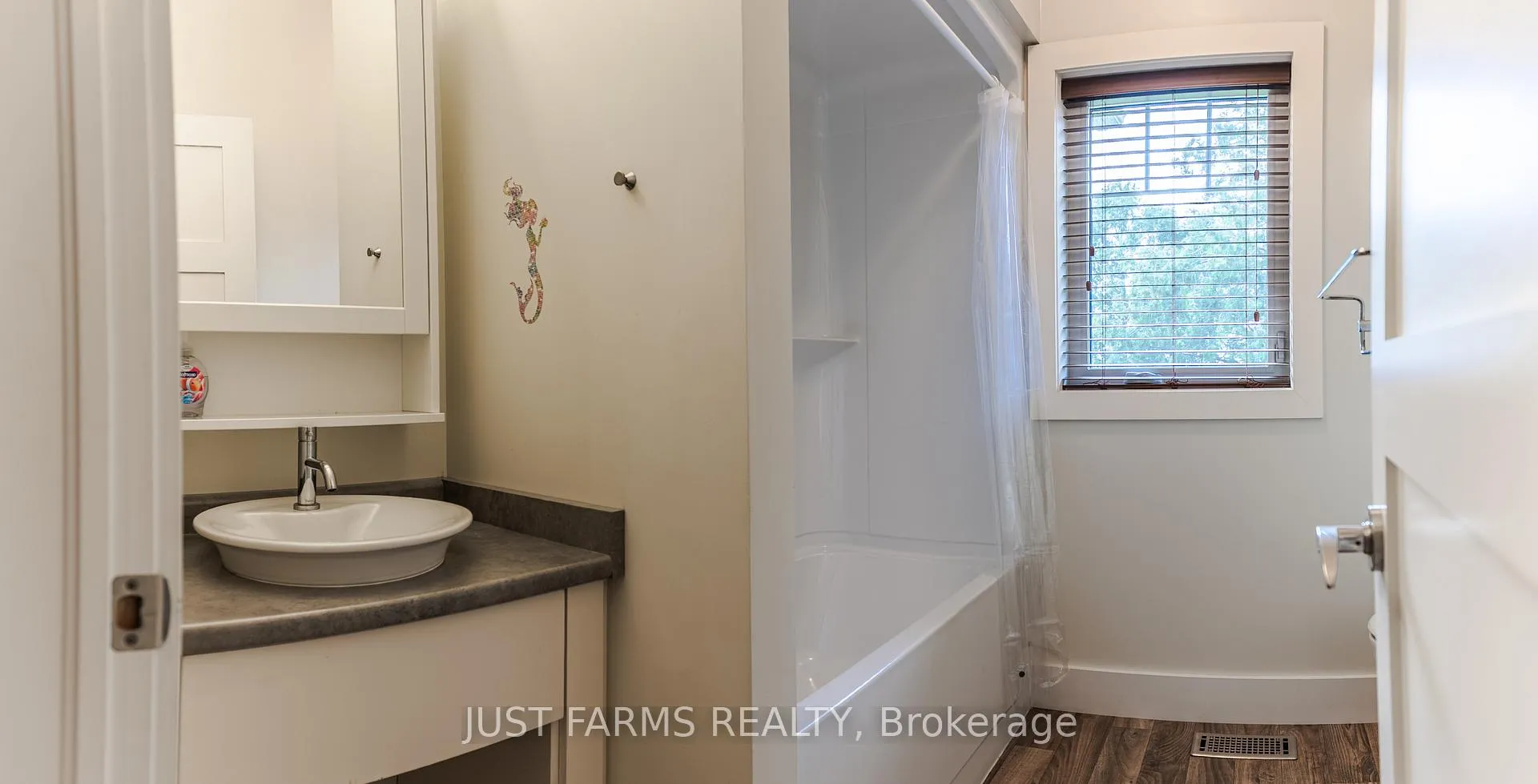 Photo 18 of 24204 Crow Road, Chatham-Kent, Paincourt — HOMEH