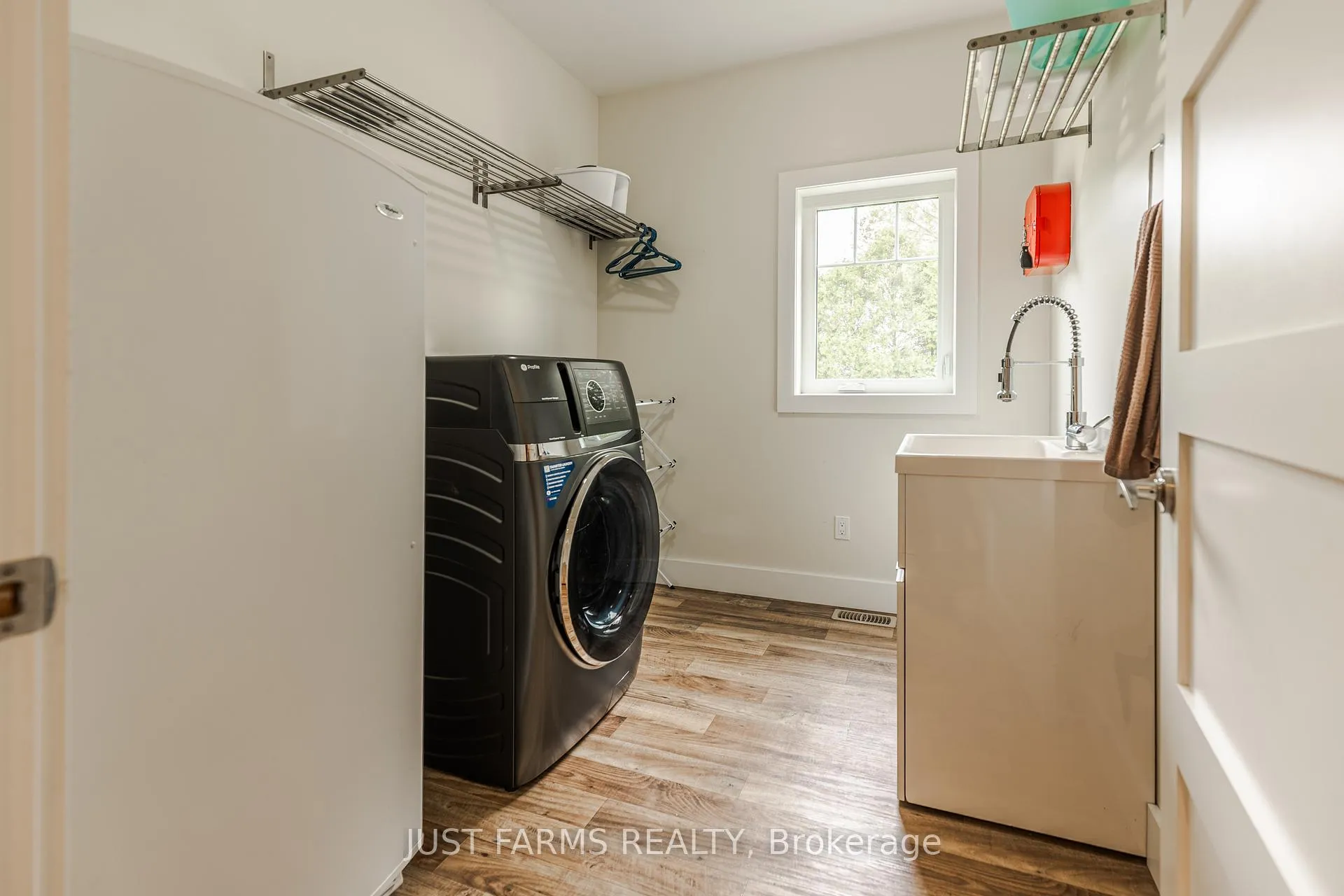 Photo 21 of 24204 Crow Road, Chatham-Kent, Paincourt — HOMEH