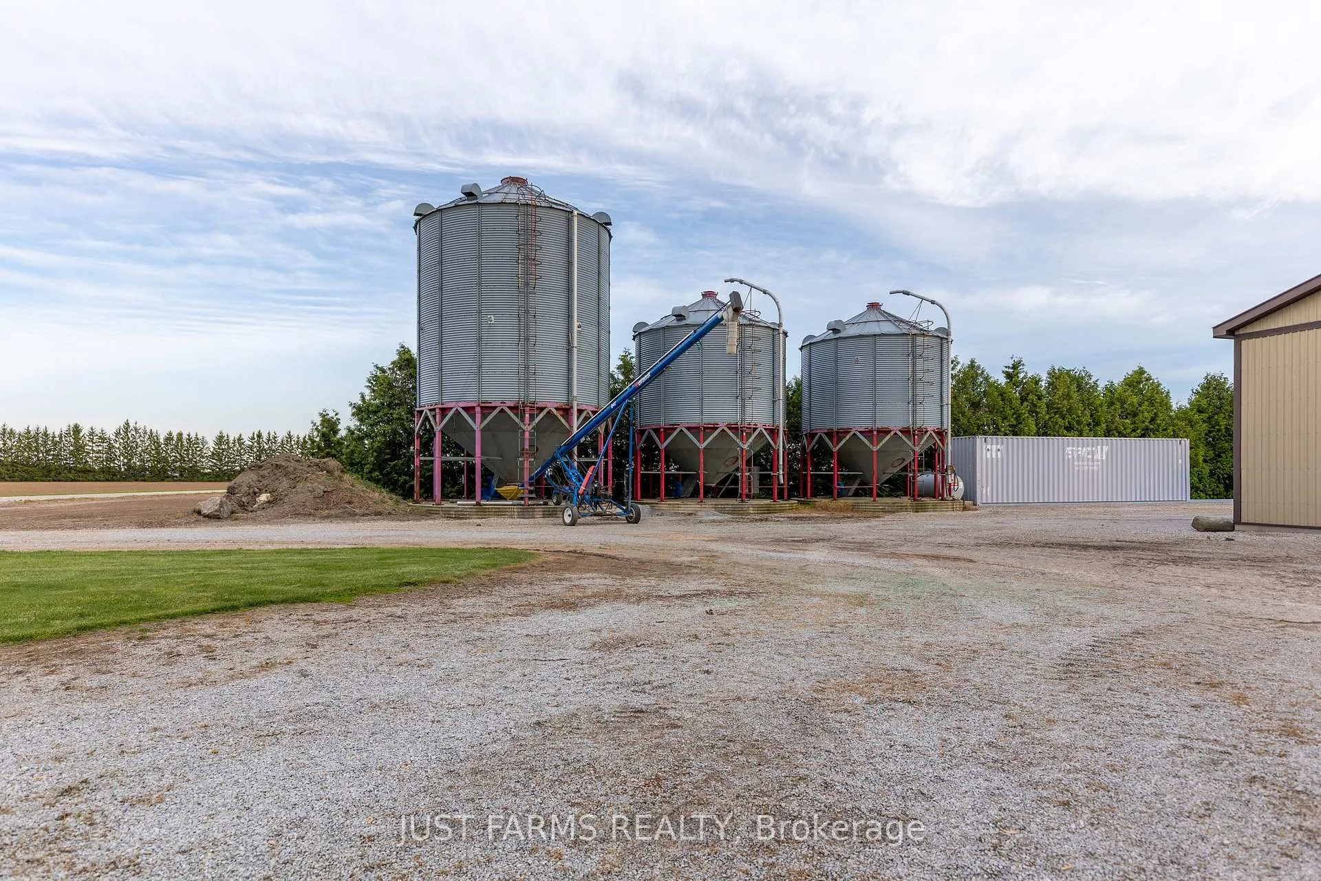 Photo 33 of 24204 Crow Road, Chatham-Kent, Paincourt — HOMEH
