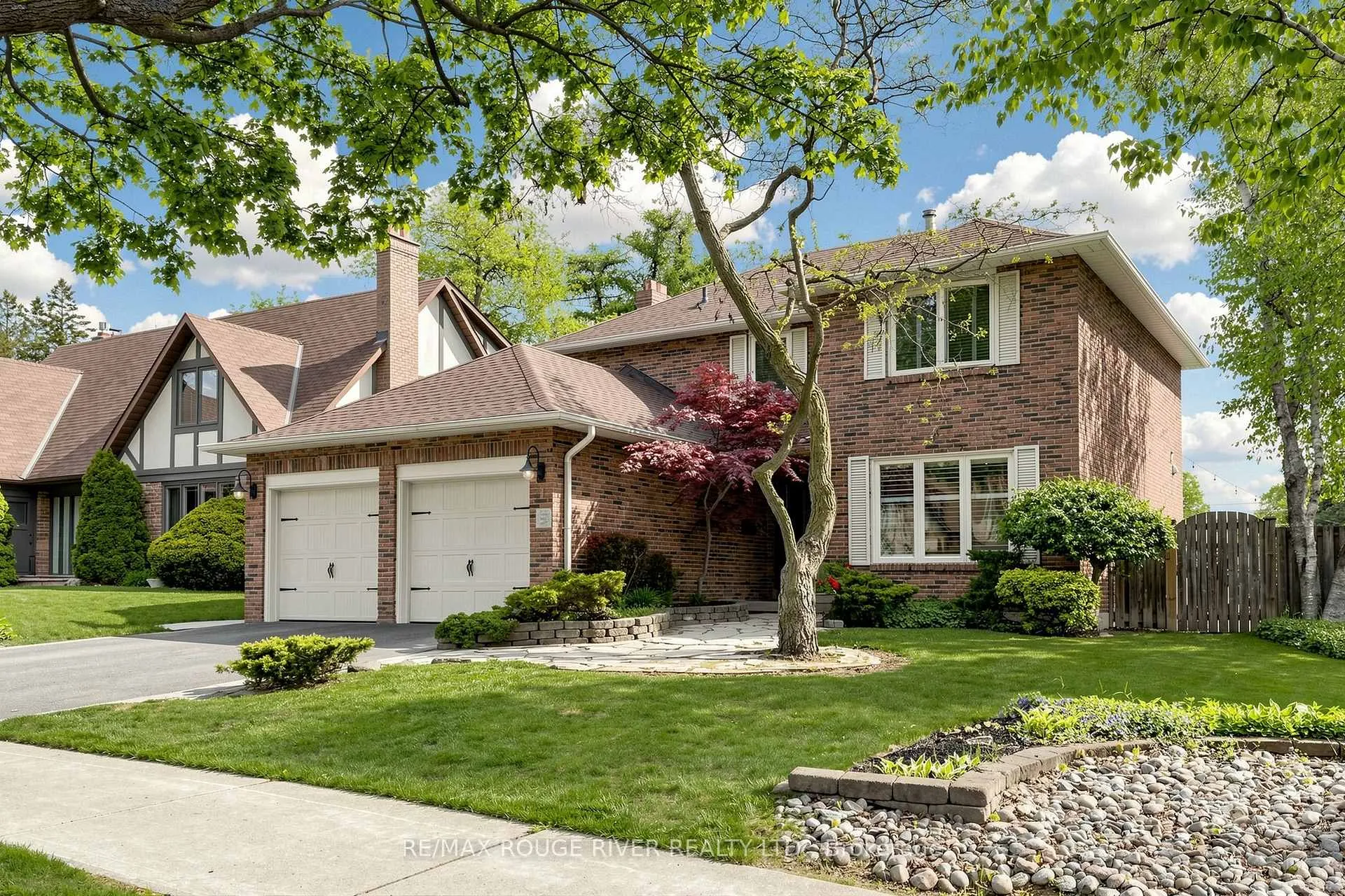 Photo 1 of 21 Ramblewood Drive, Scarborough, Centennial Scarborough — HOMEH