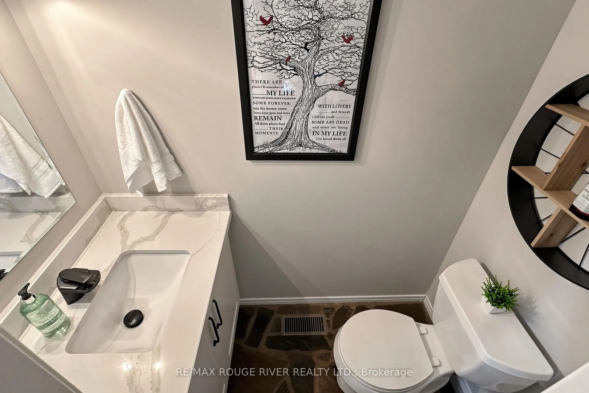 Photo 11 of 21 Ramblewood Drive, Scarborough, Centennial Scarborough — HOMEH