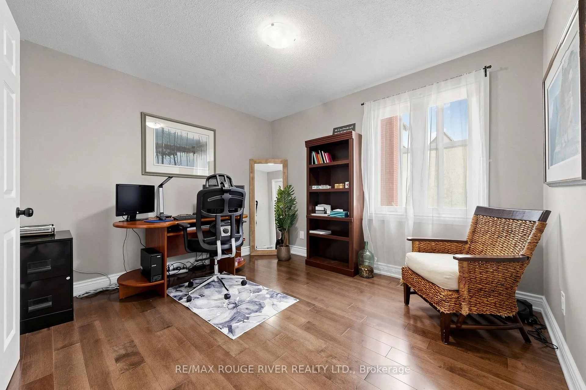 Photo 15 of 21 Ramblewood Drive, Scarborough, Centennial Scarborough — HOMEH