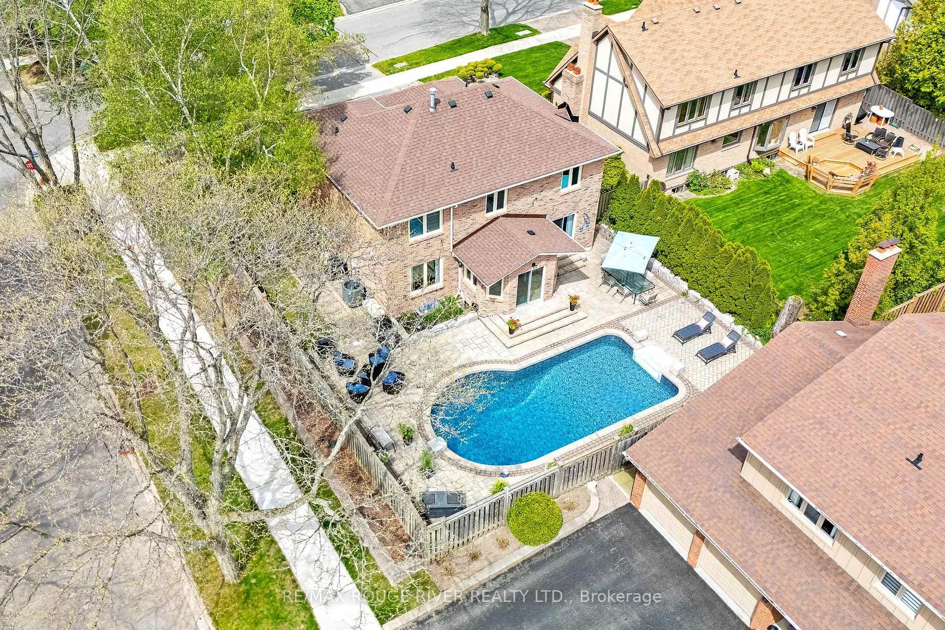 Photo 21 of 21 Ramblewood Drive, Scarborough, Centennial Scarborough — HOMEH