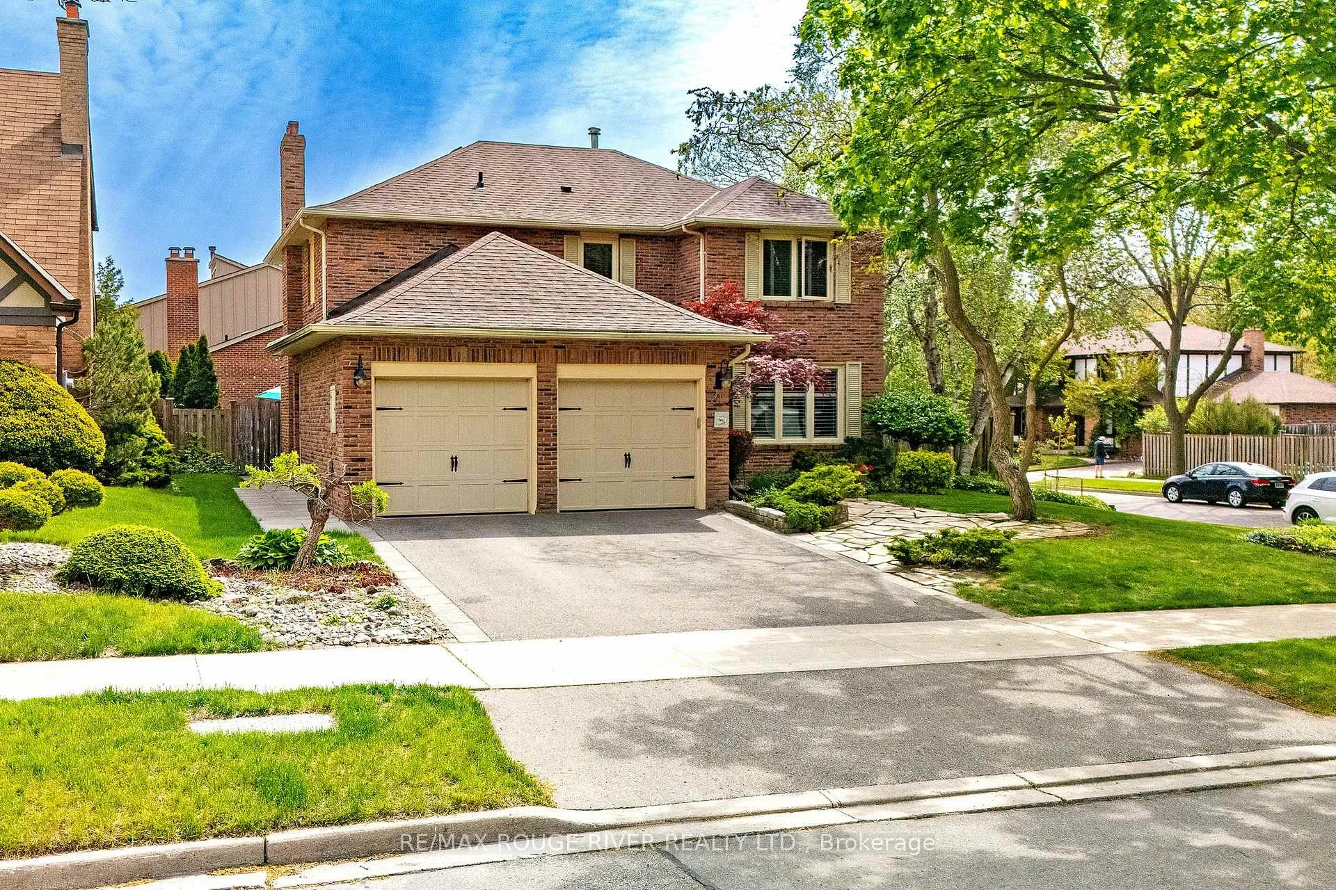 Photo 25 of 21 Ramblewood Drive, Scarborough, Centennial Scarborough — HOMEH