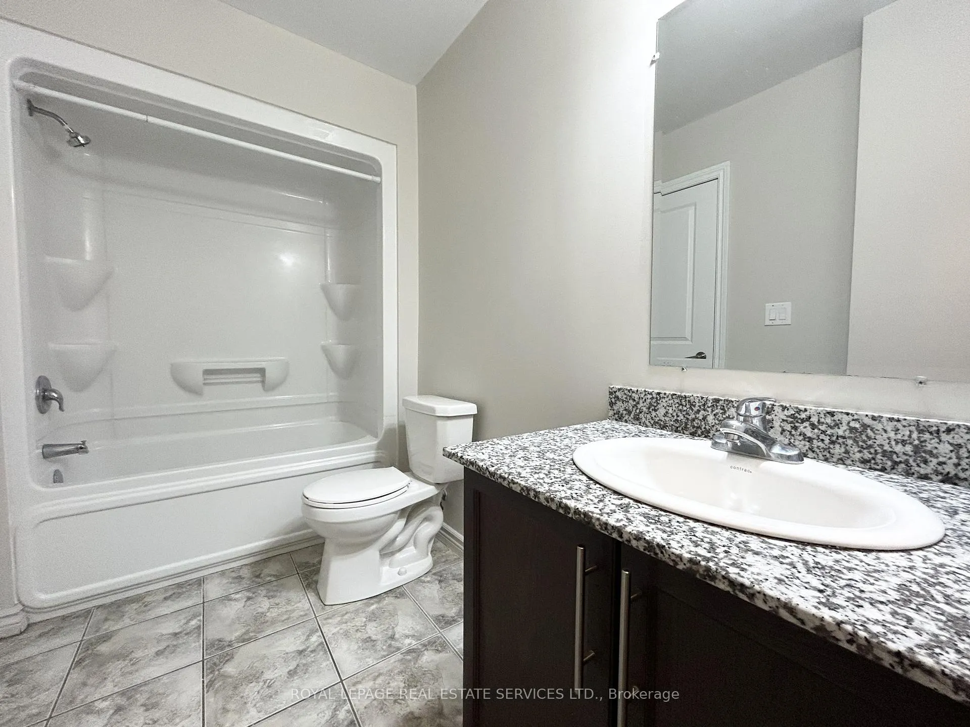 Photo 12 of Unit 404, 7 Rittenhouse Road, Kitchener — HOMEH