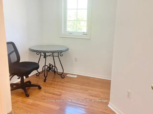 Photo 15 of 436 Sparrow Circle, Pickering, Highbush — HOMEH