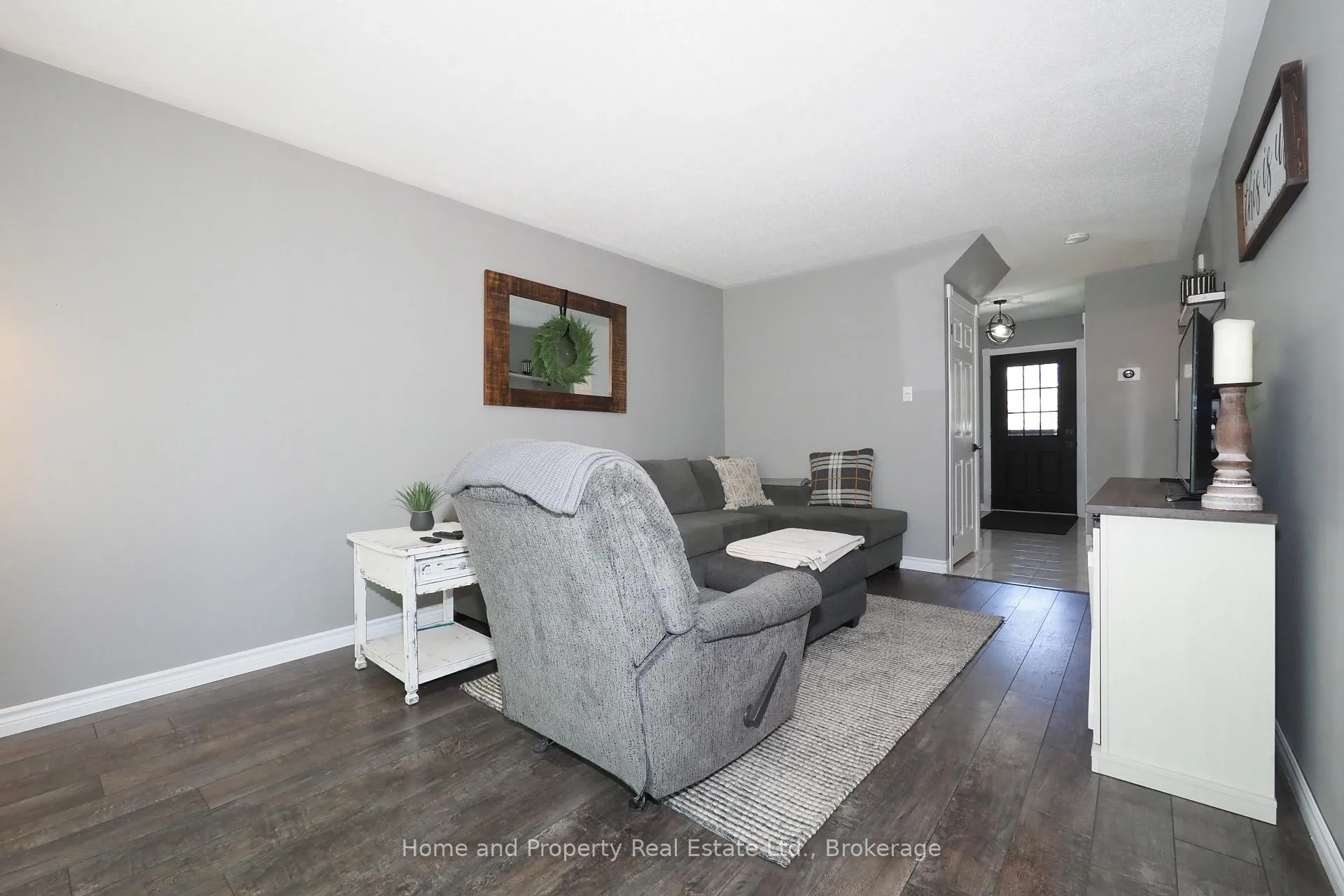 Photo 10 of 15 Dales Drive, Mapleton, Rural Mapleton — HOMEH