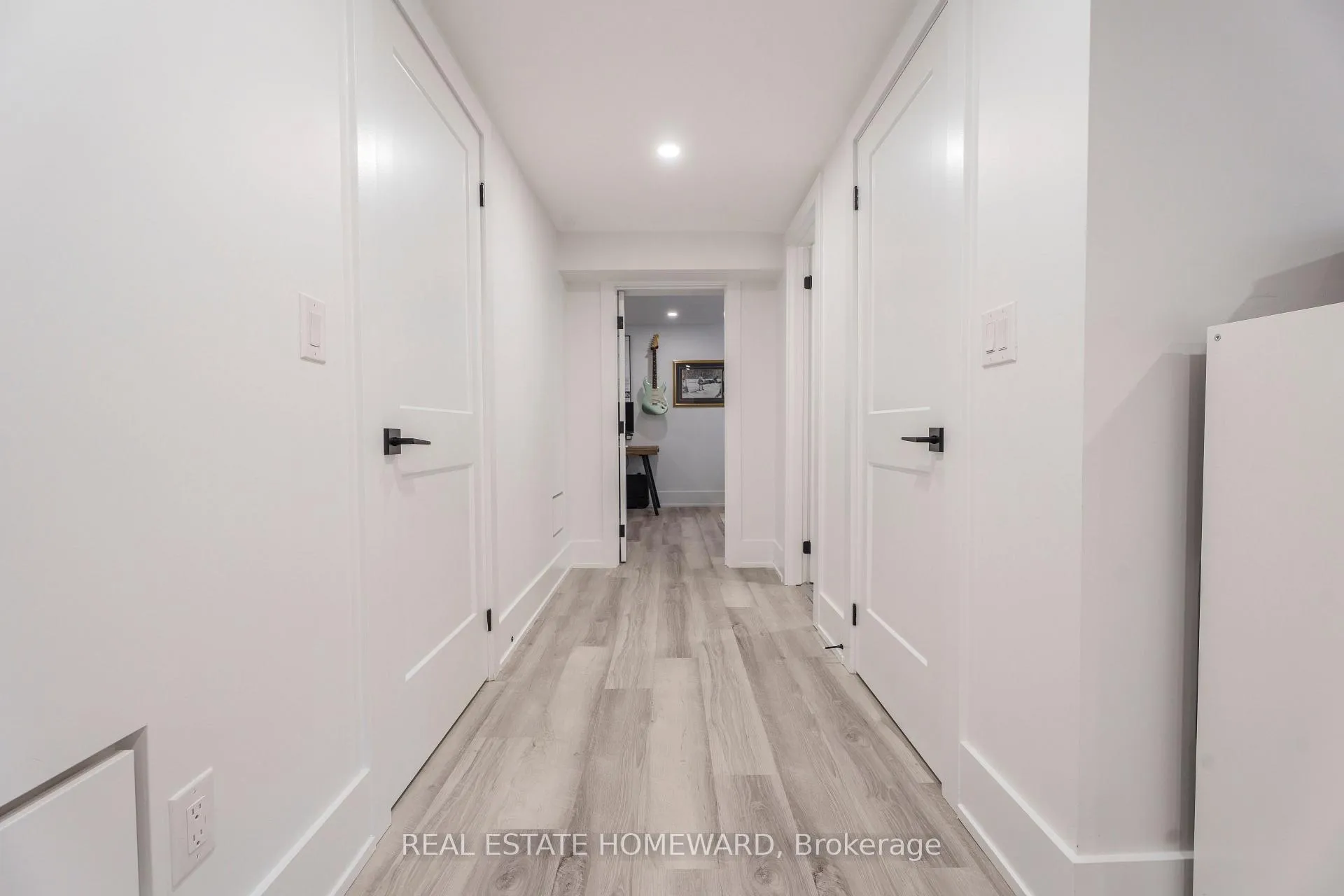 Photo 34 of 27 Avalon Boulevard, Scarborough, Birchcliffe-Cliffside — HOMEH