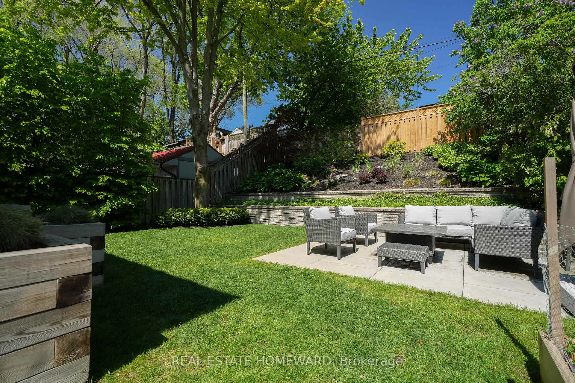 Photo 42 of 27 Avalon Boulevard, Scarborough, Birchcliffe-Cliffside — HOMEH