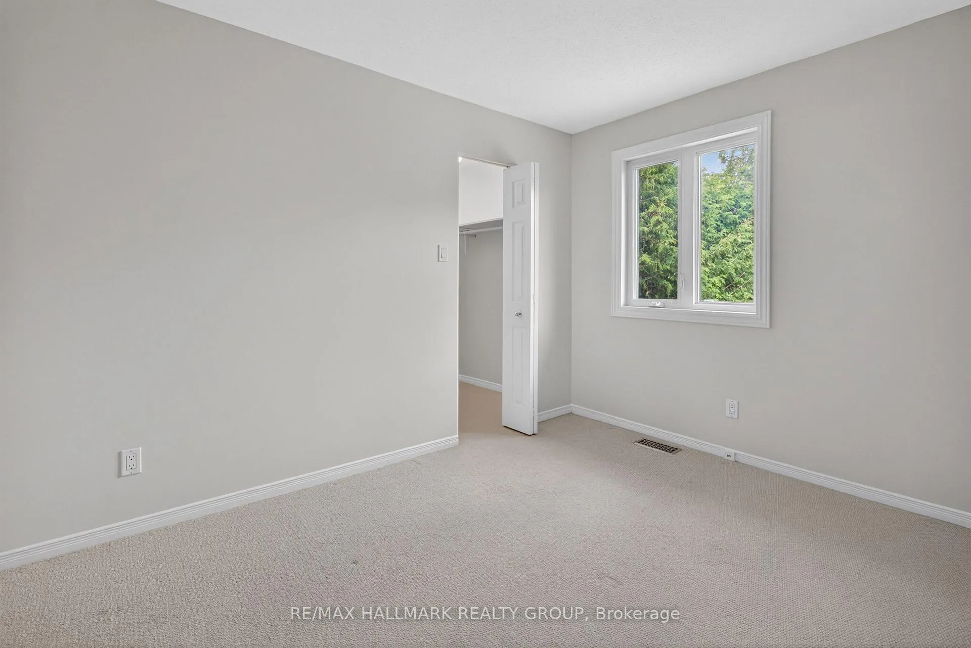 Photo 31 of 463 Princess Louise Drive, Ottawa, Fallingbrook/Ridgemount — HOMEH