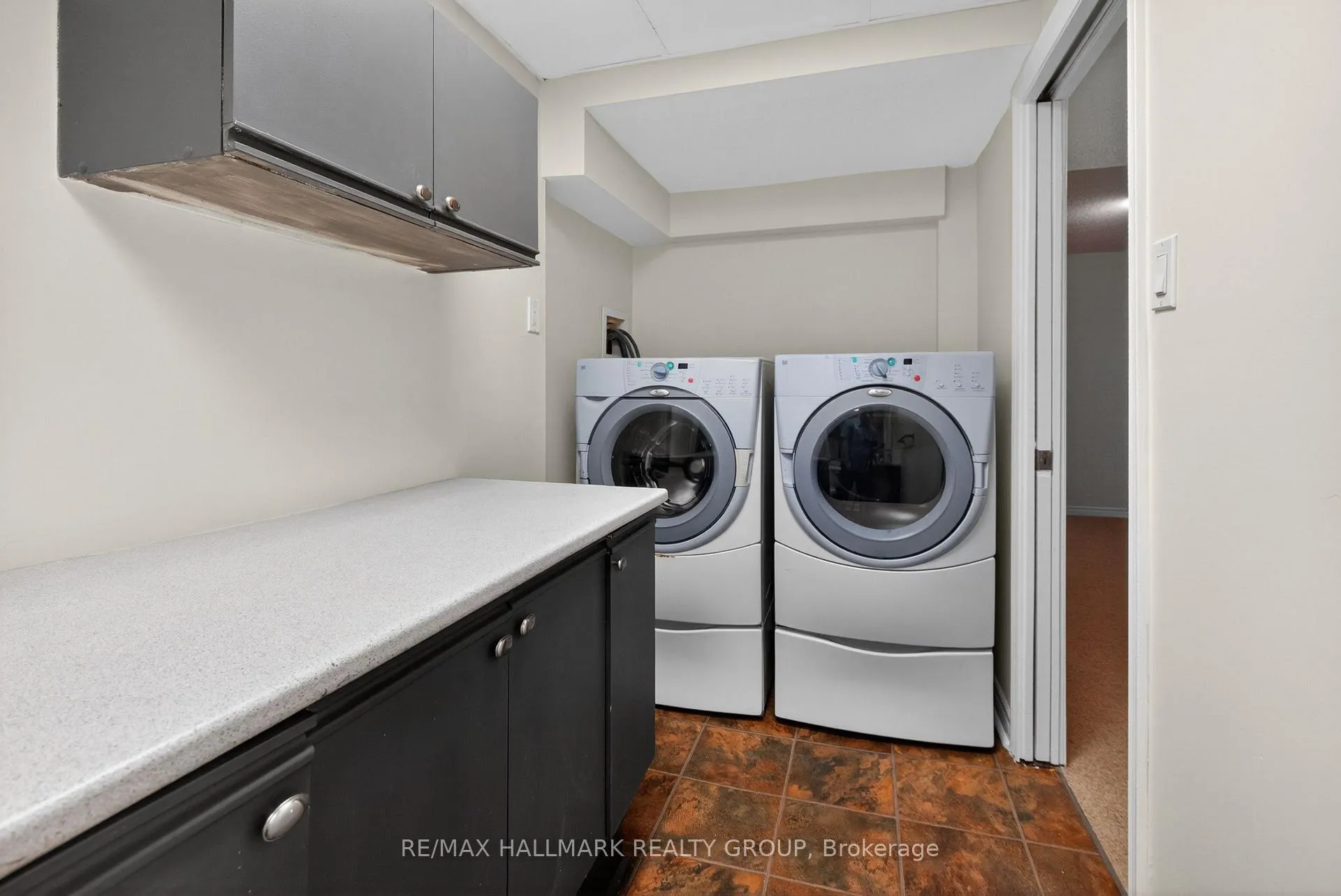 Photo 36 of 463 Princess Louise Drive, Ottawa, Fallingbrook/Ridgemount — HOMEH
