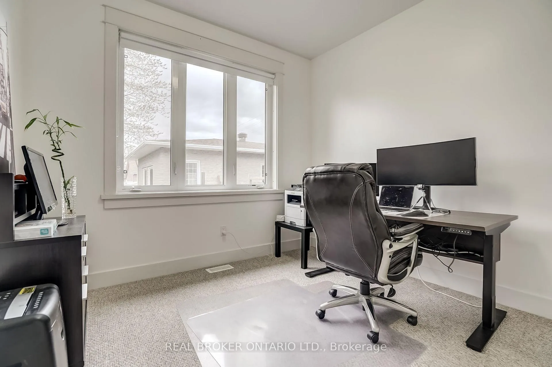 Photo 4 of 6237 Perth Street, Ottawa, Richmond — HOMEH
