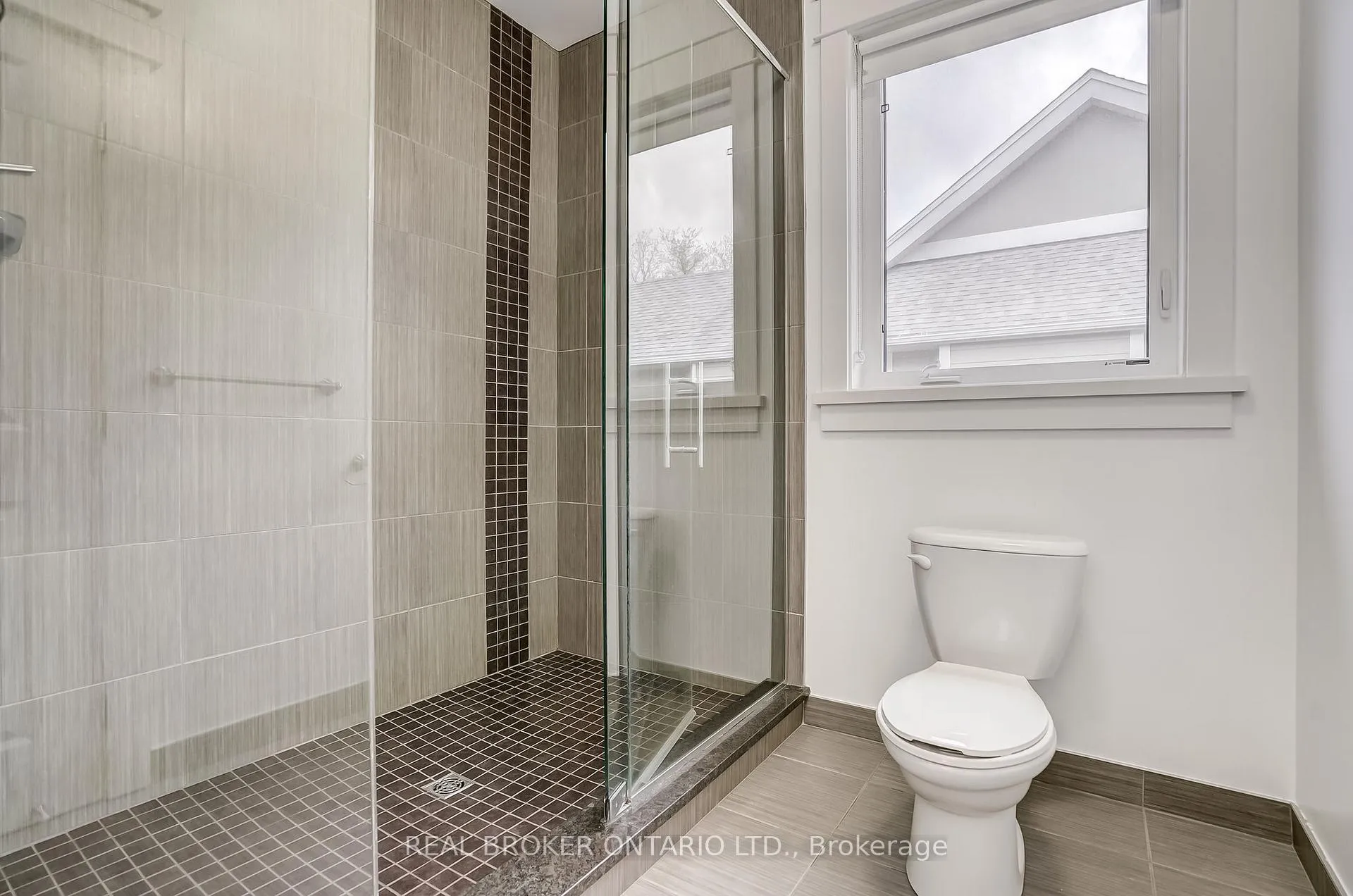 Photo 12 of 6237 Perth Street, Ottawa, Richmond — HOMEH