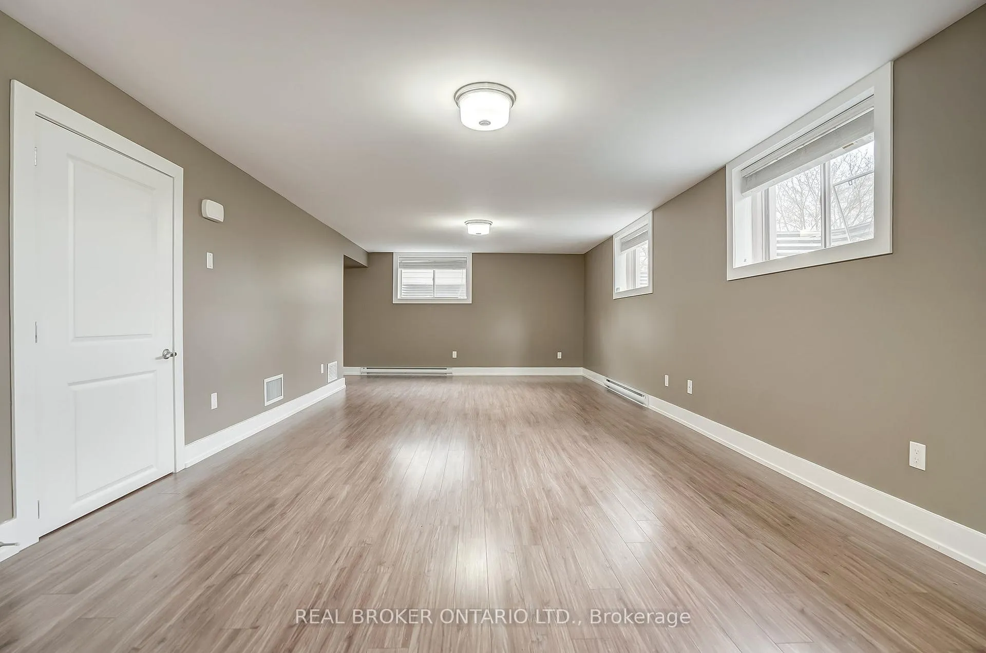Photo 33 of 6237 Perth Street, Ottawa, Richmond — HOMEH