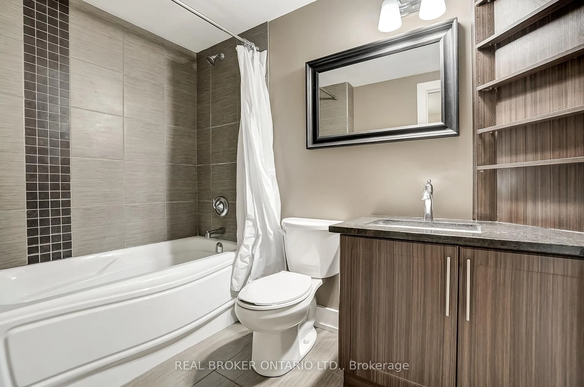 Photo 38 of 6237 Perth Street, Ottawa, Richmond — HOMEH
