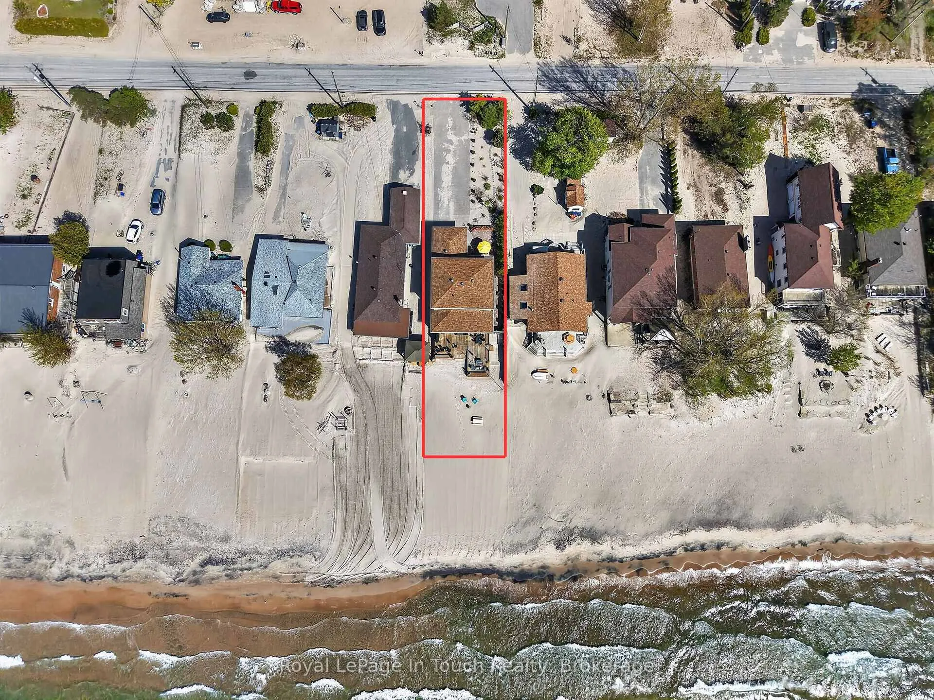 Photo 5 of 1092 Tiny Beaches Road S, Tiny, Rural Tiny — HOMEH