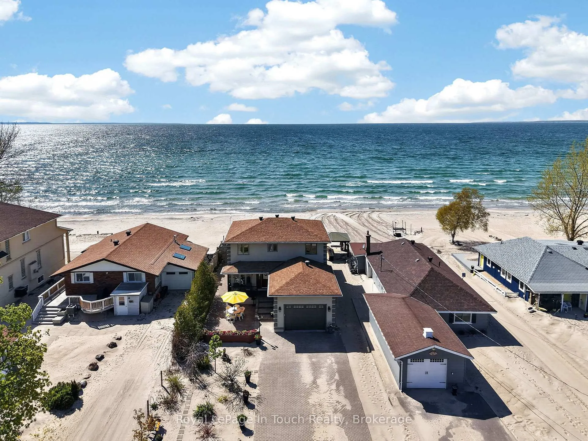 Photo 26 of 1092 Tiny Beaches Road S, Tiny, Rural Tiny — HOMEH
