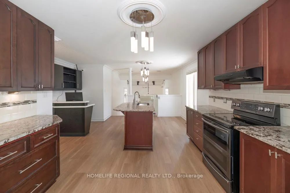 Photo 8 of 99 Goodman Drive, Oshawa, McLaughlin — HOMEH