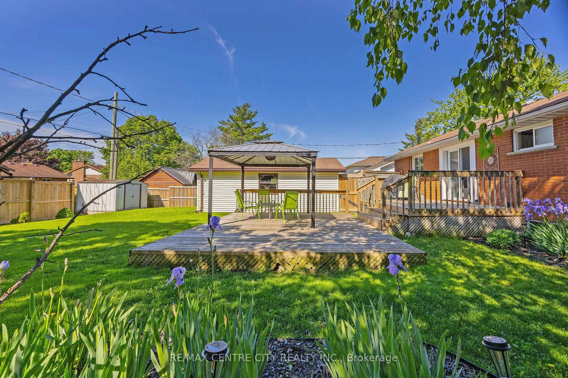 Photo 32 of 309 Panorama Crescent, London, South J — HOMEH