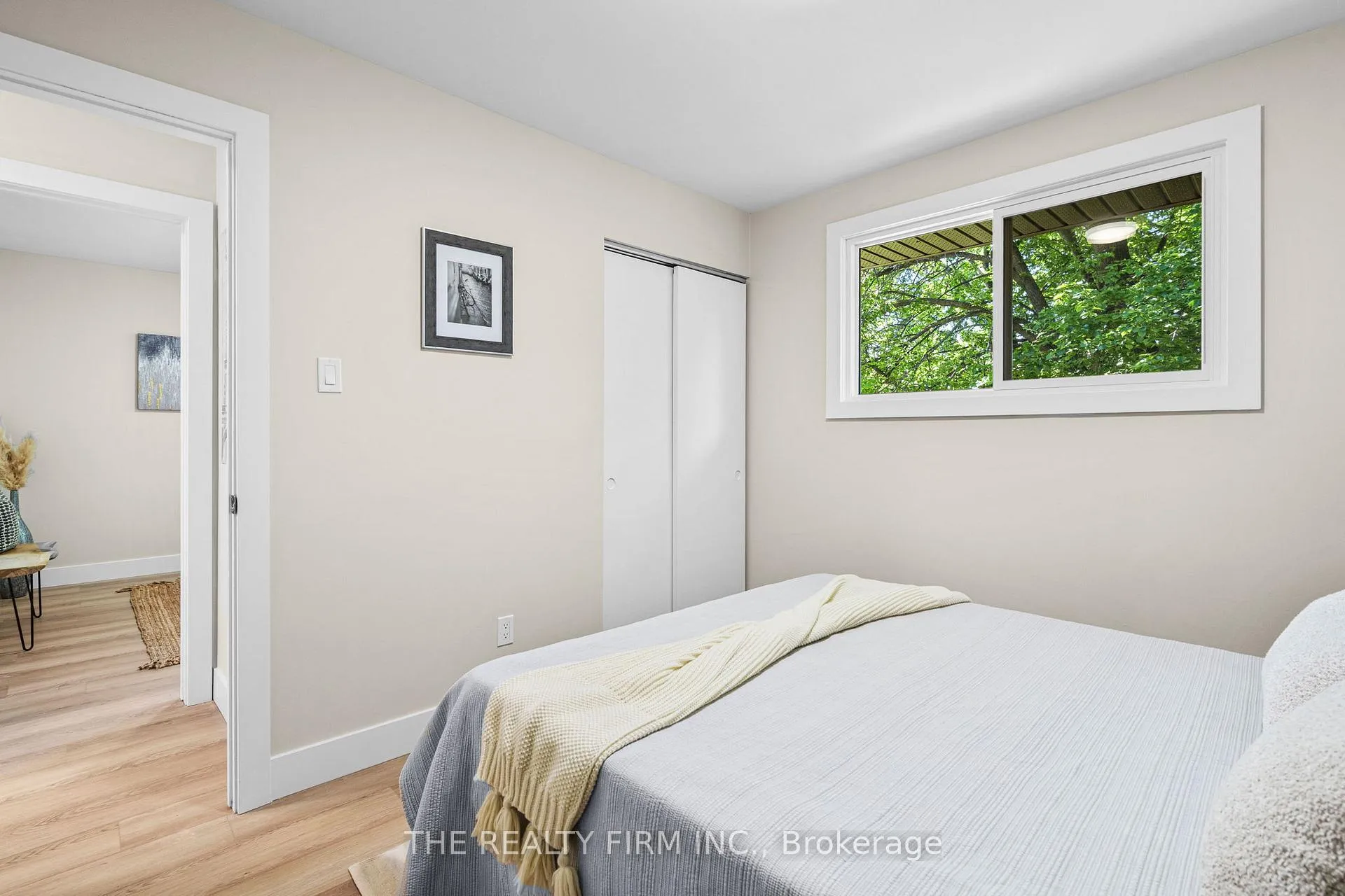 Photo 15 of 51 Patience Crescent, London, South X — HOMEH