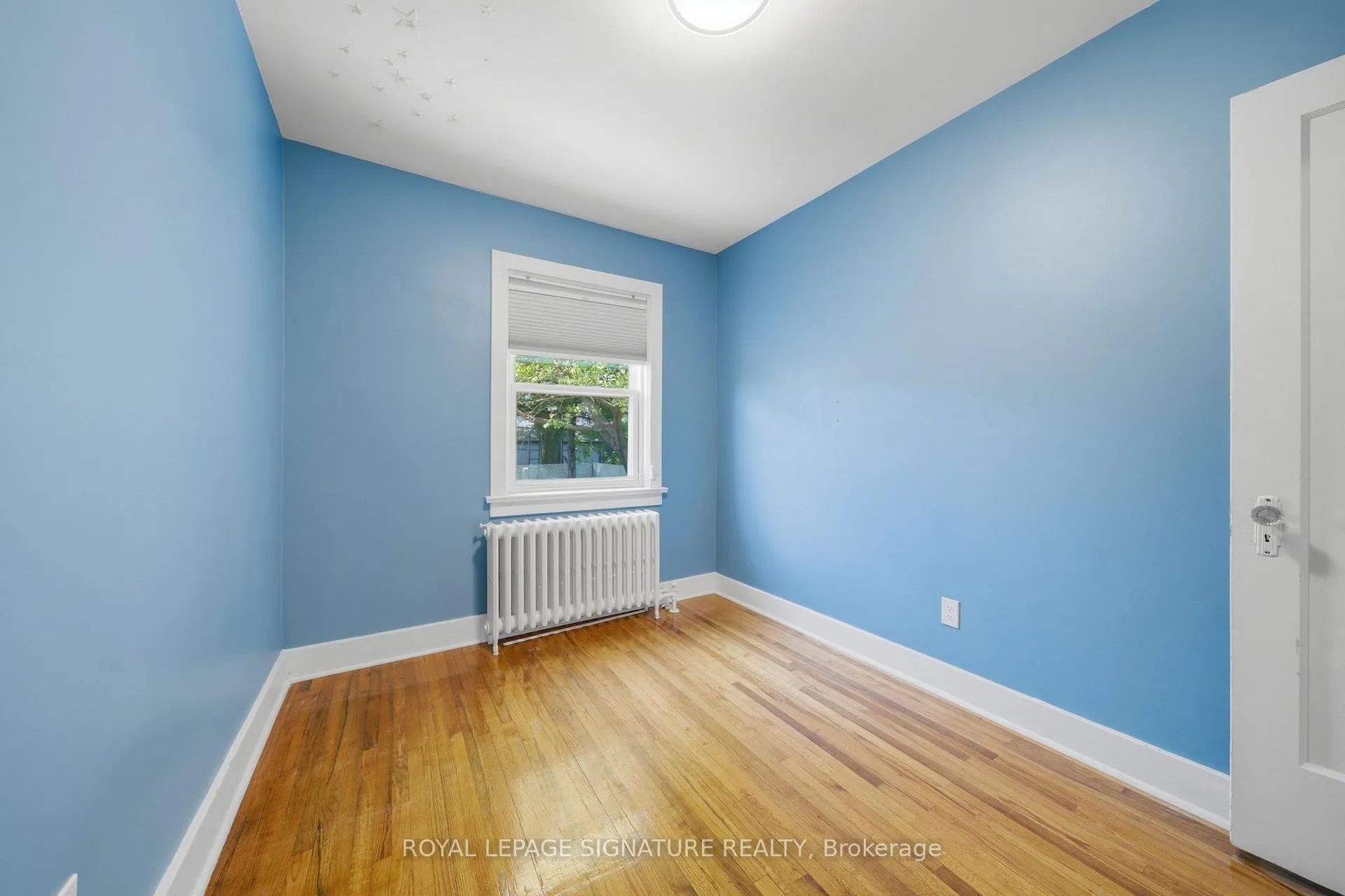Photo 28 of 20 Aldgate Avenue, Etobicoke, Stonegate-Queensway — HOMEH