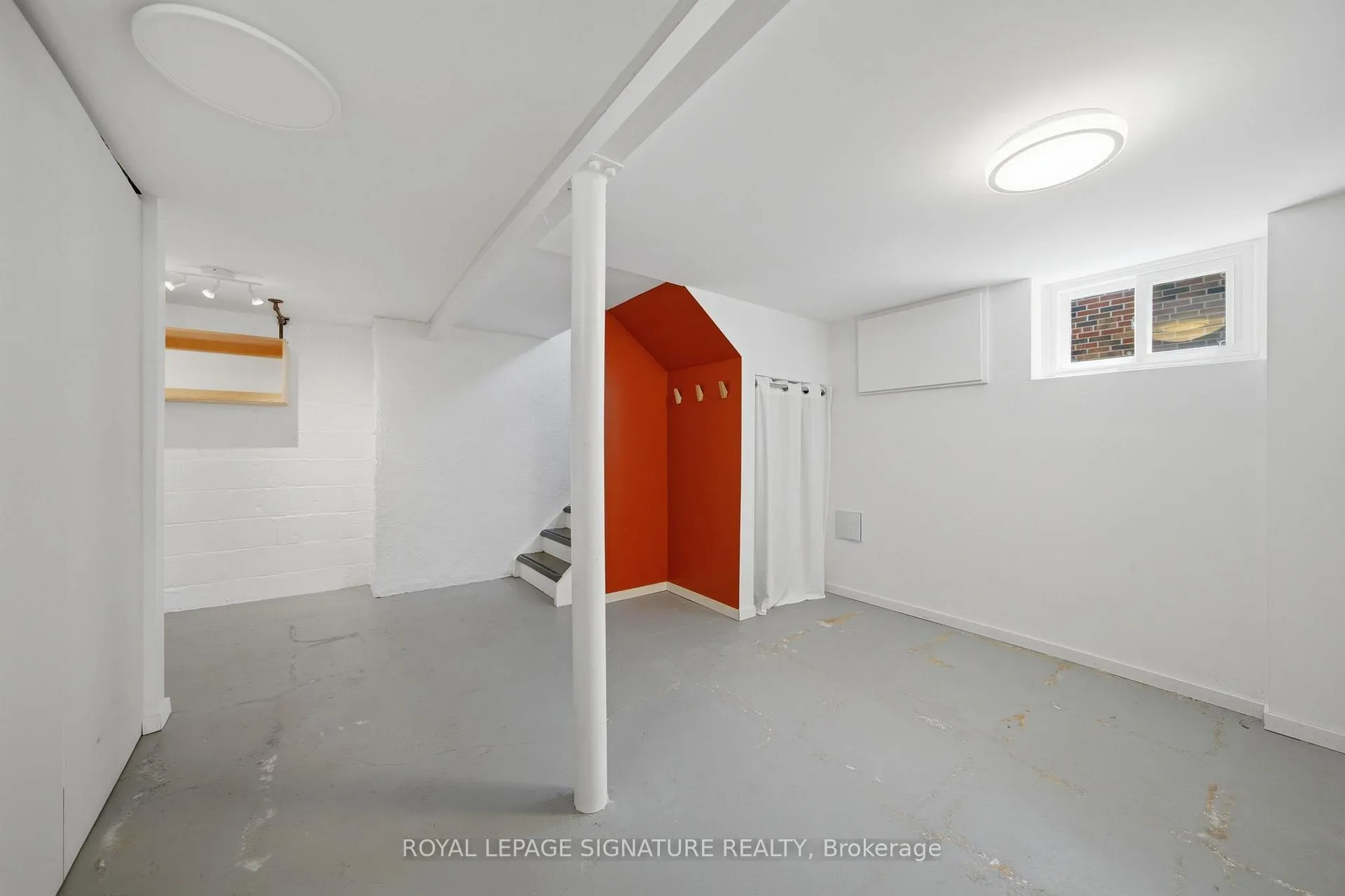 Photo 34 of 20 Aldgate Avenue, Etobicoke, Stonegate-Queensway — HOMEH