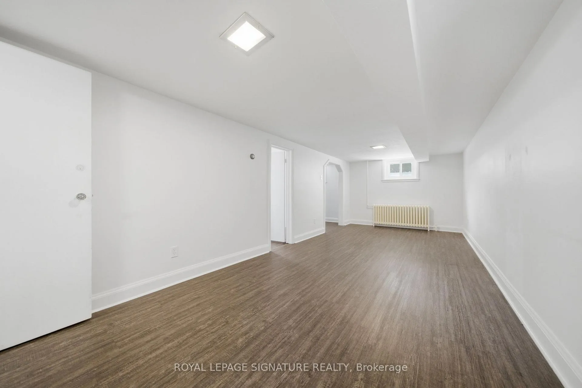 Photo 39 of 20 Aldgate Avenue, Etobicoke, Stonegate-Queensway — HOMEH