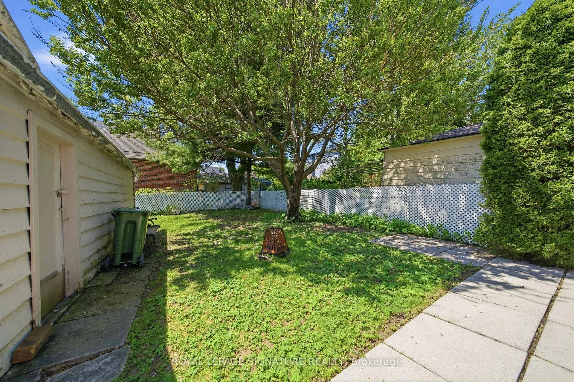 Photo 46 of 20 Aldgate Avenue, Etobicoke, Stonegate-Queensway — HOMEH