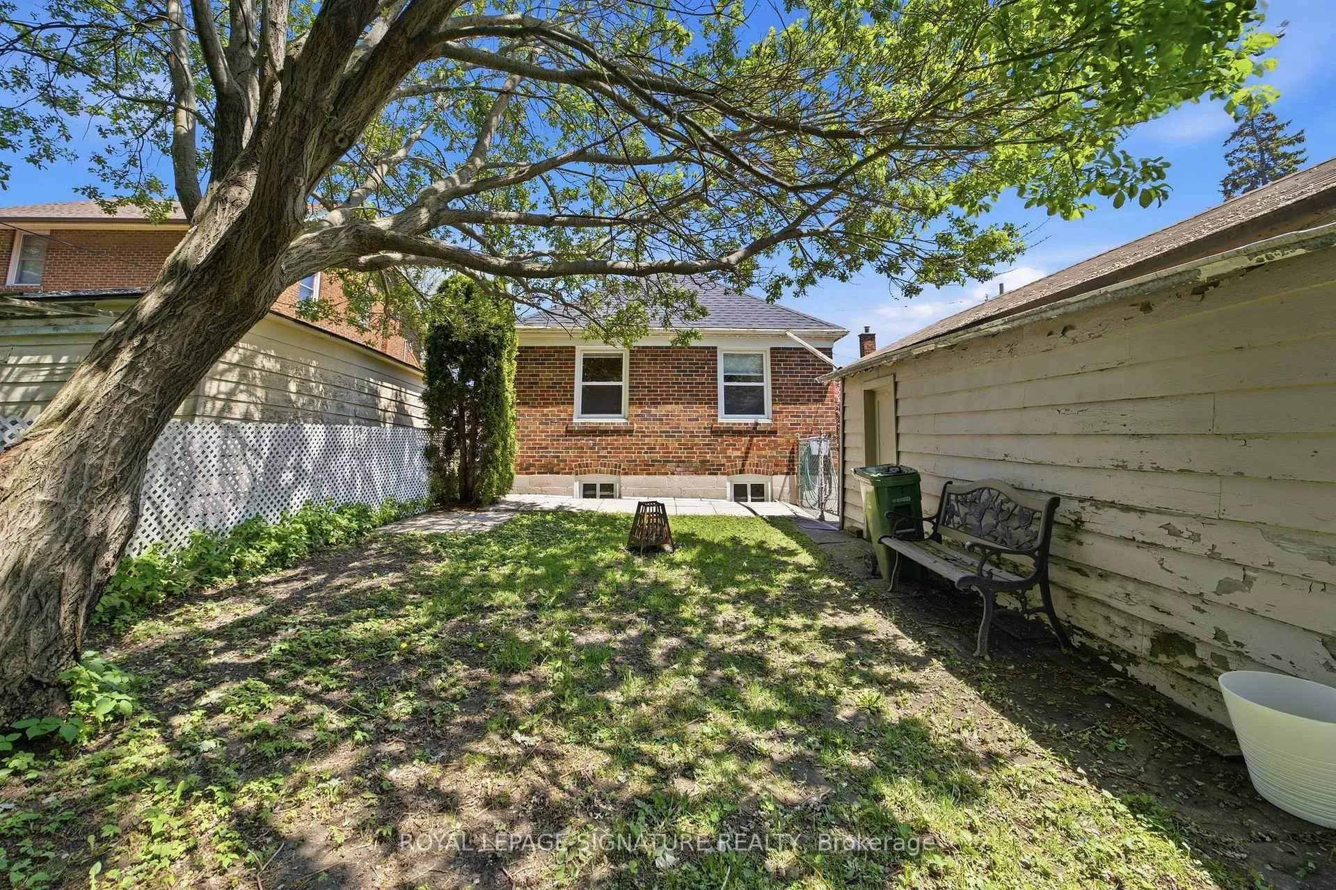 Photo 47 of 20 Aldgate Avenue, Etobicoke, Stonegate-Queensway — HOMEH