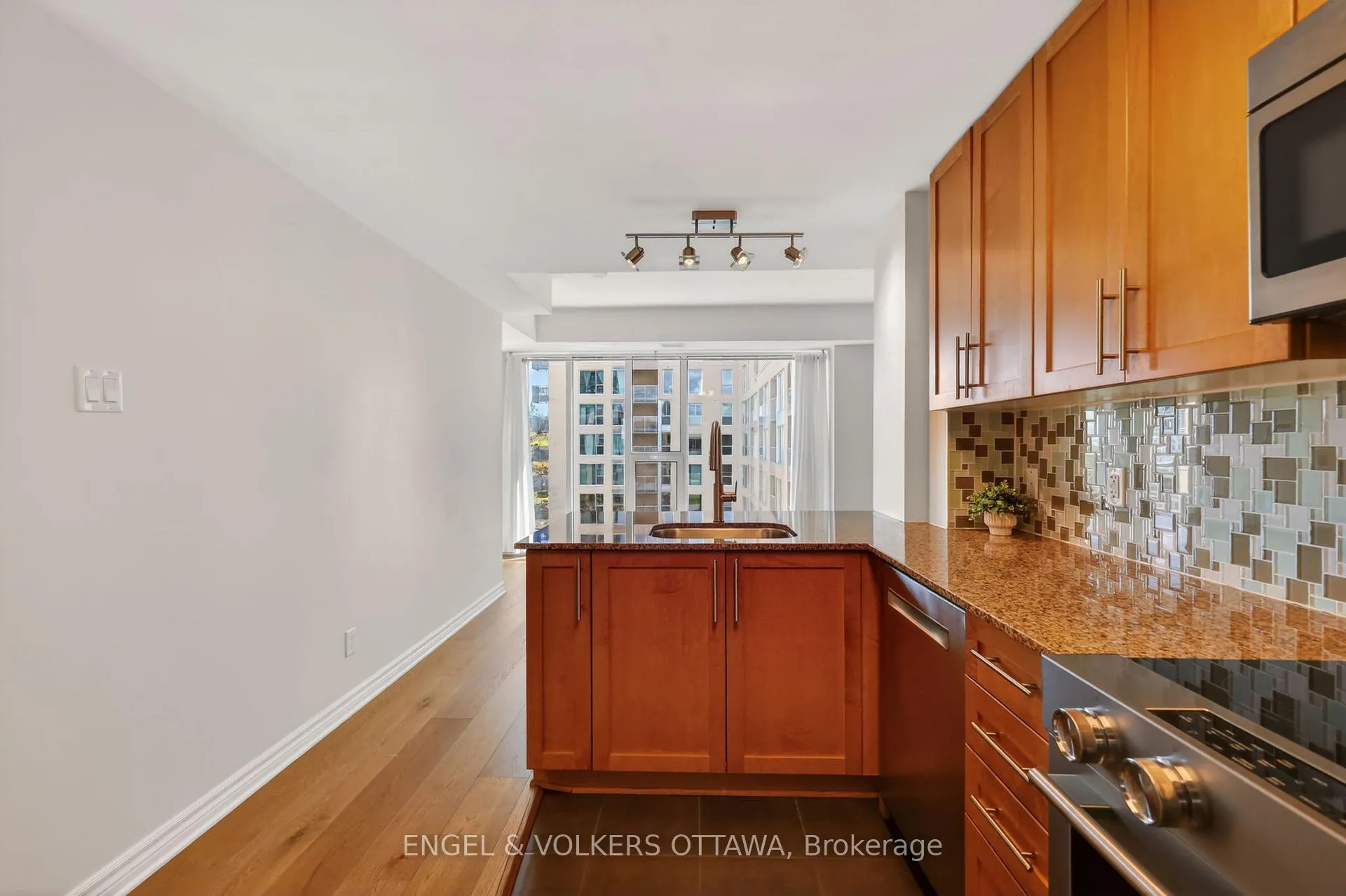 Photo 9 of Unit 521, 250 Lett Street, Ottawa, West Centre Town — HOMEH