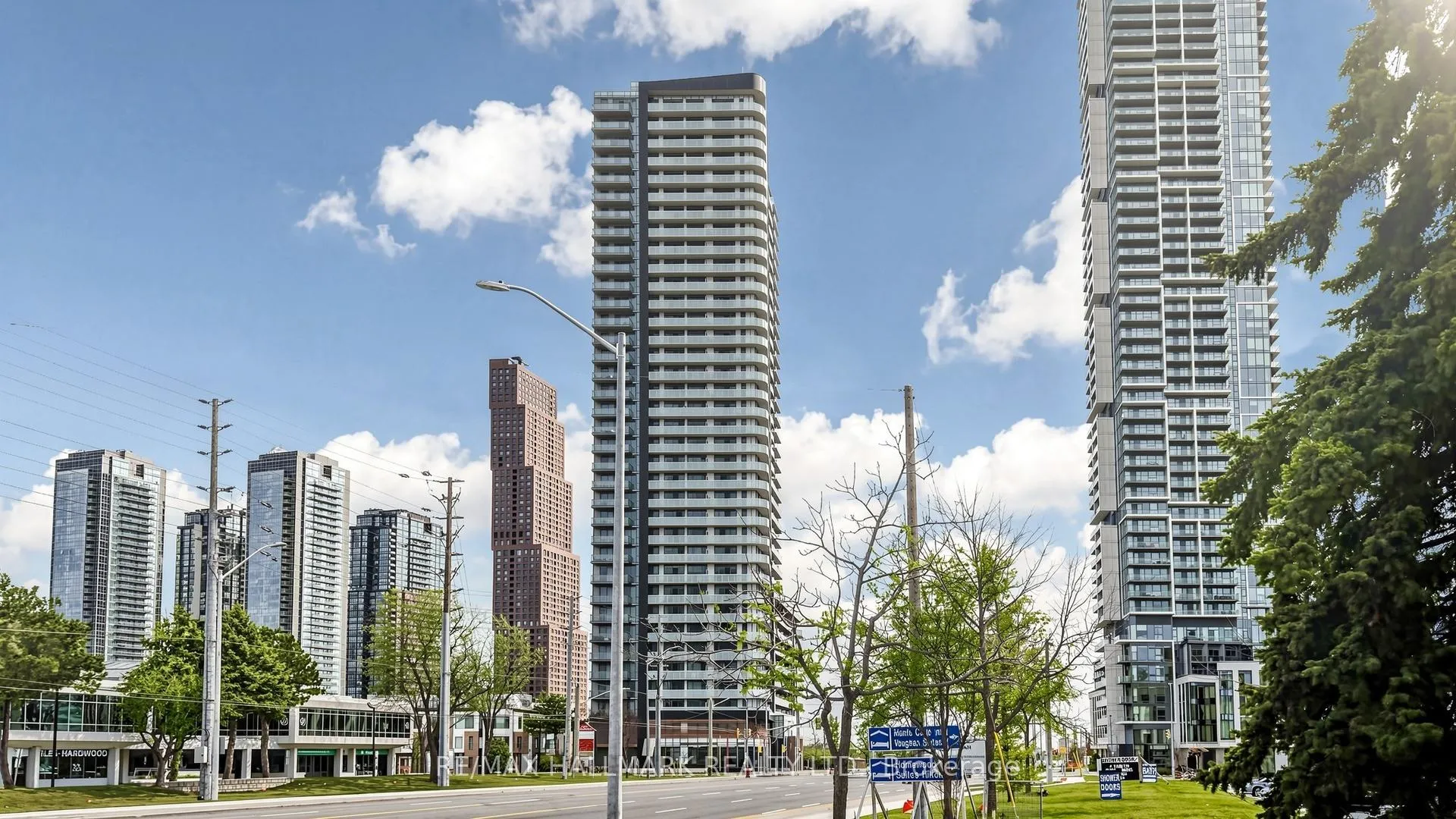 Front of Unit 702, 7895 Jane Street