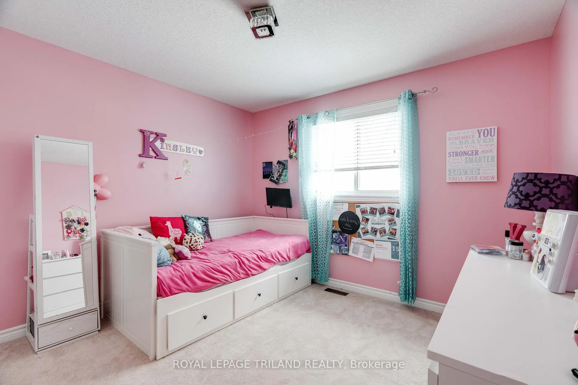 Photo 16 of 42 Fieldstone Crescent, Middlesex Centre, Komoka — HOMEH