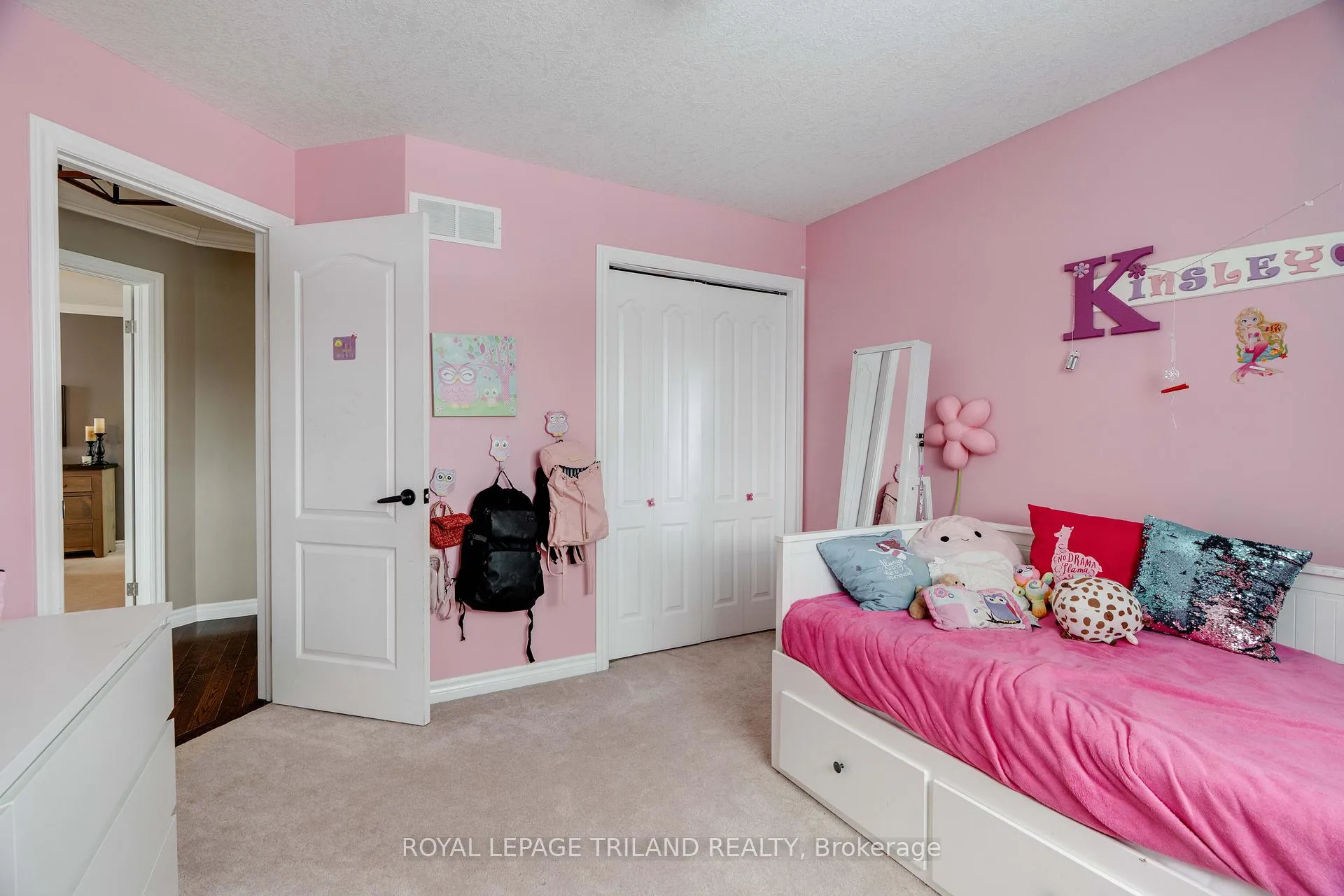 Photo 17 of 42 Fieldstone Crescent, Middlesex Centre, Komoka — HOMEH