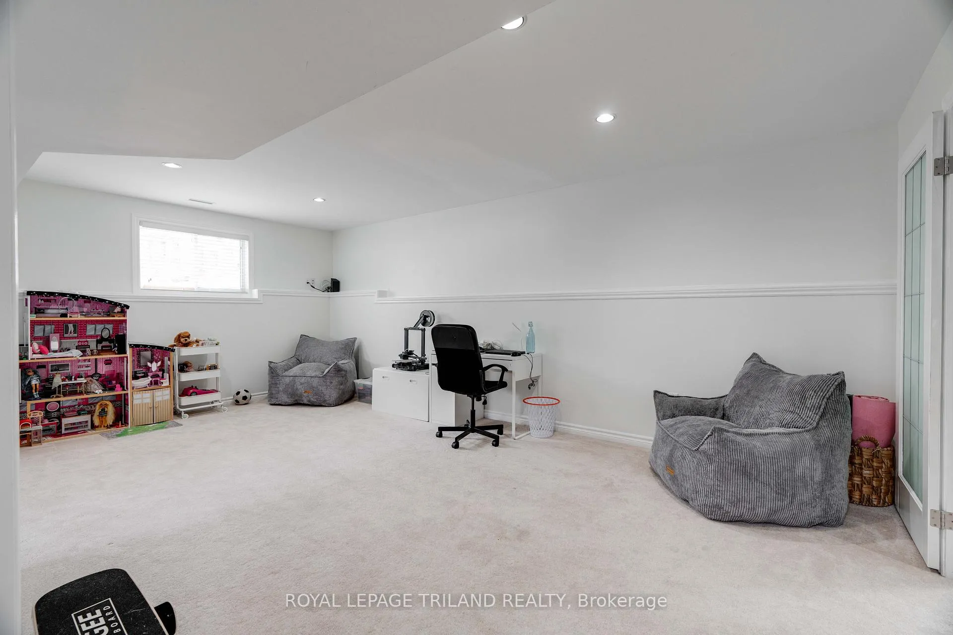 Photo 23 of 42 Fieldstone Crescent, Middlesex Centre, Komoka — HOMEH