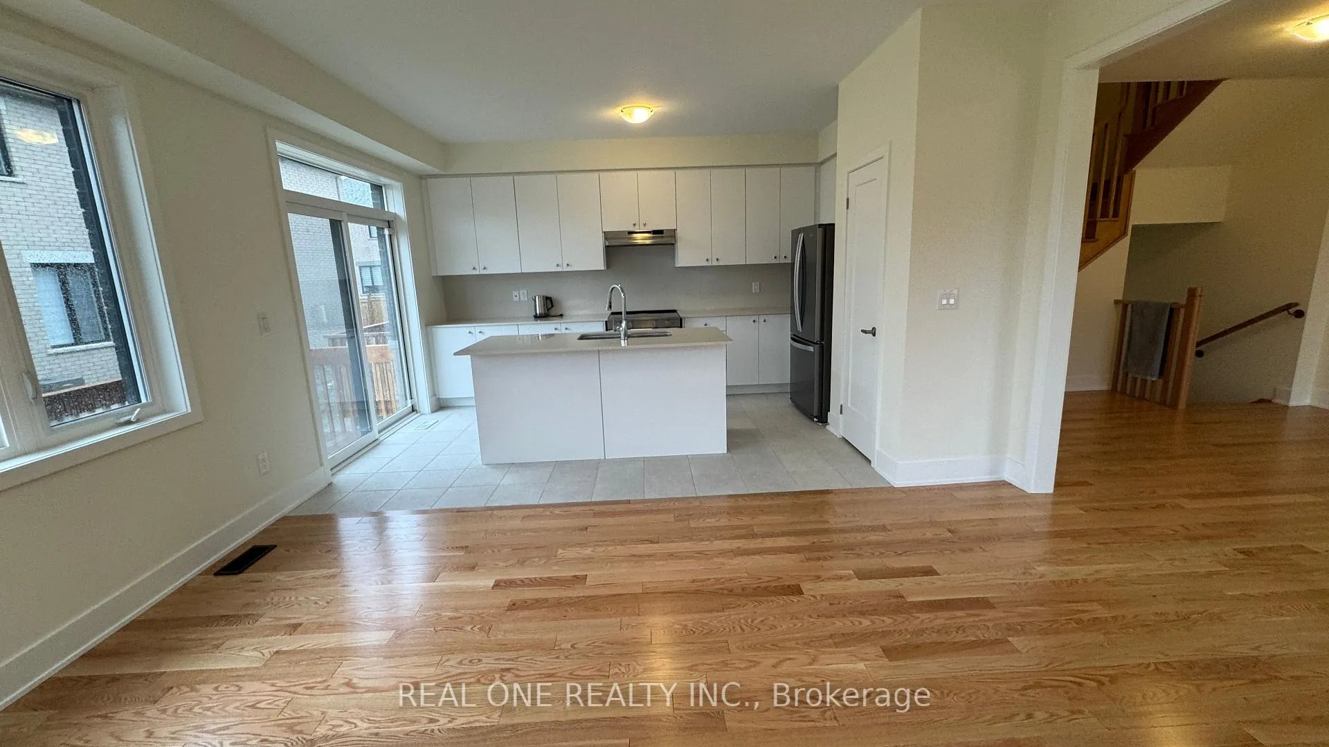 Photo 18 of 75 Robert Eaton Avenue, Markham, Middlefield — HOMEH