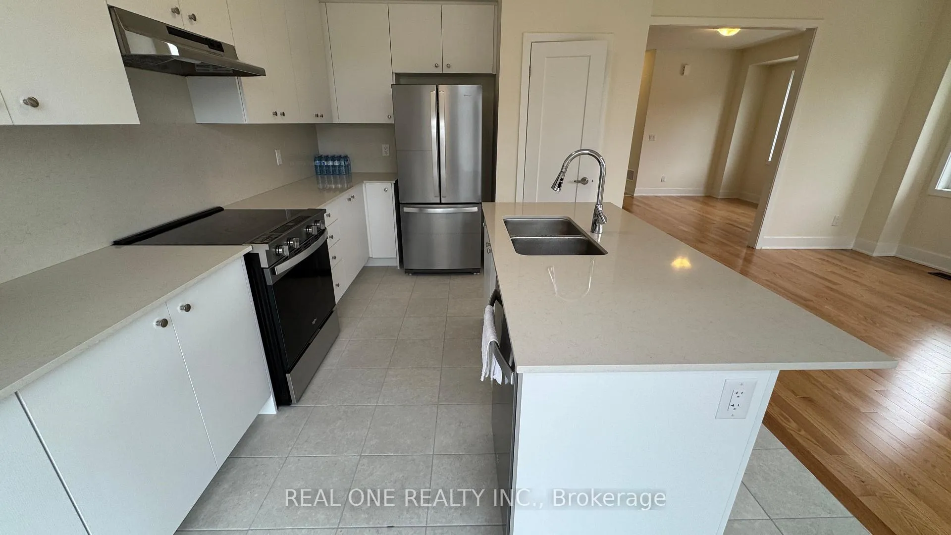 Photo 21 of 75 Robert Eaton Avenue, Markham, Middlefield — HOMEH