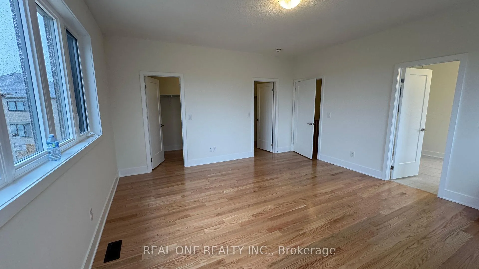 Photo 28 of 75 Robert Eaton Avenue, Markham, Middlefield — HOMEH