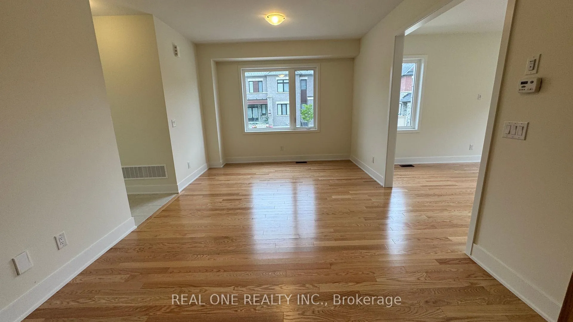 Photo 47 of 75 Robert Eaton Avenue, Markham, Middlefield — HOMEH