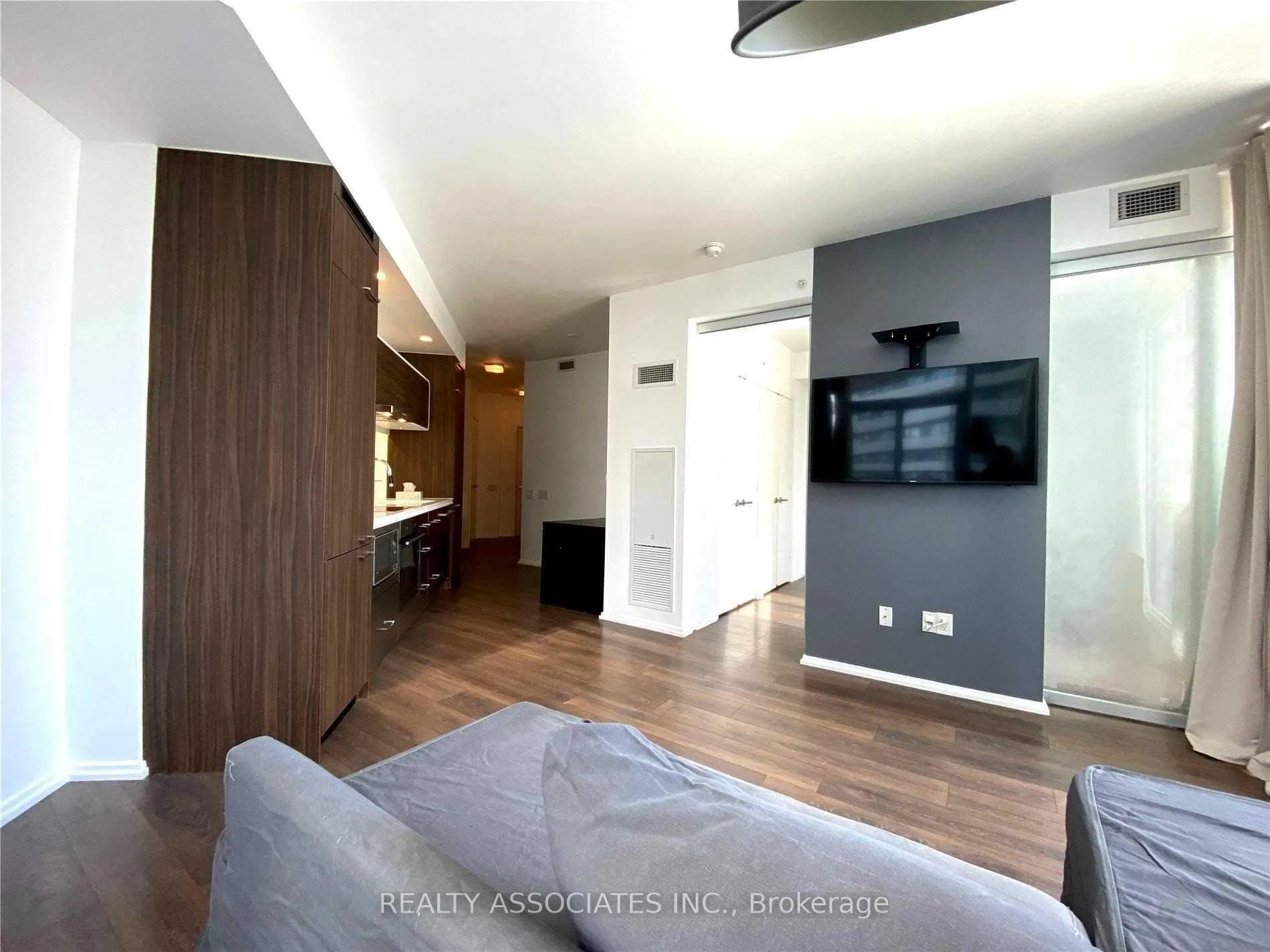 Photo 4 of Unit 3107, 45 Charles Street E, Toronto, Church-Yonge Corridor — HOMEH
