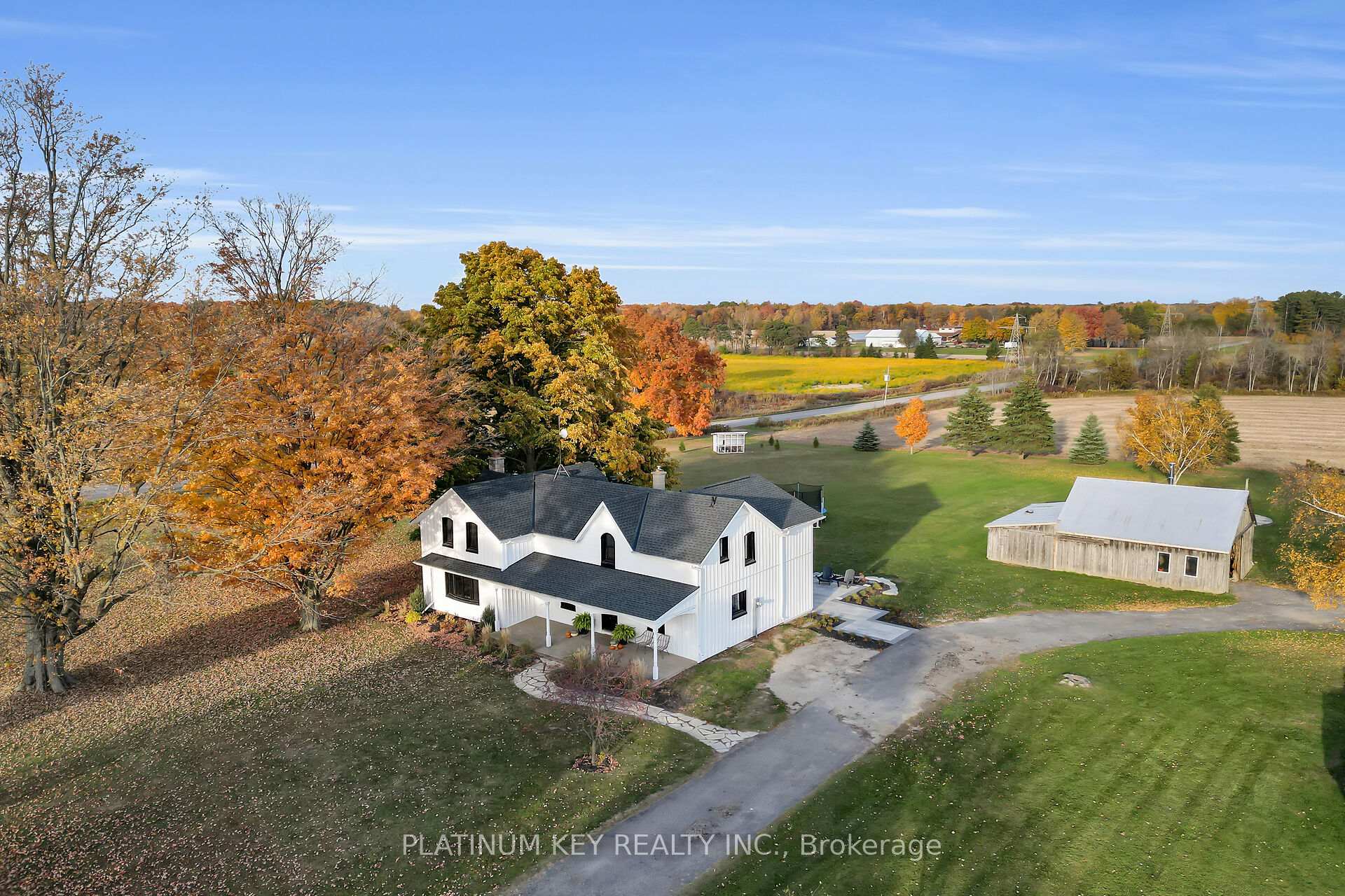 Photo 3 of 582 West Quarter Townline Road, Brant, Burford — HOMEH