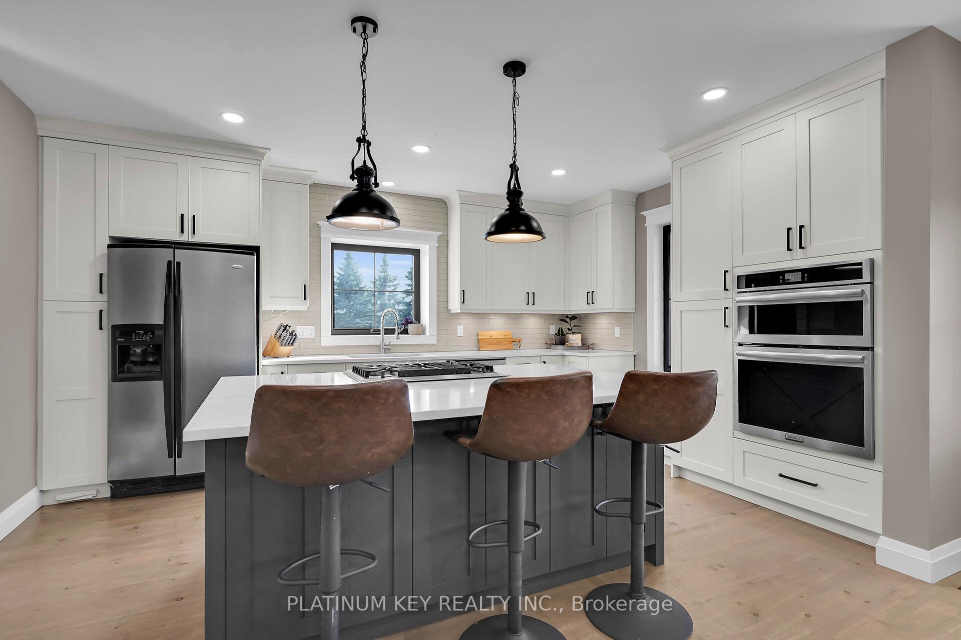 Photo 6 of 582 West Quarter Townline Road, Brant, Burford — HOMEH