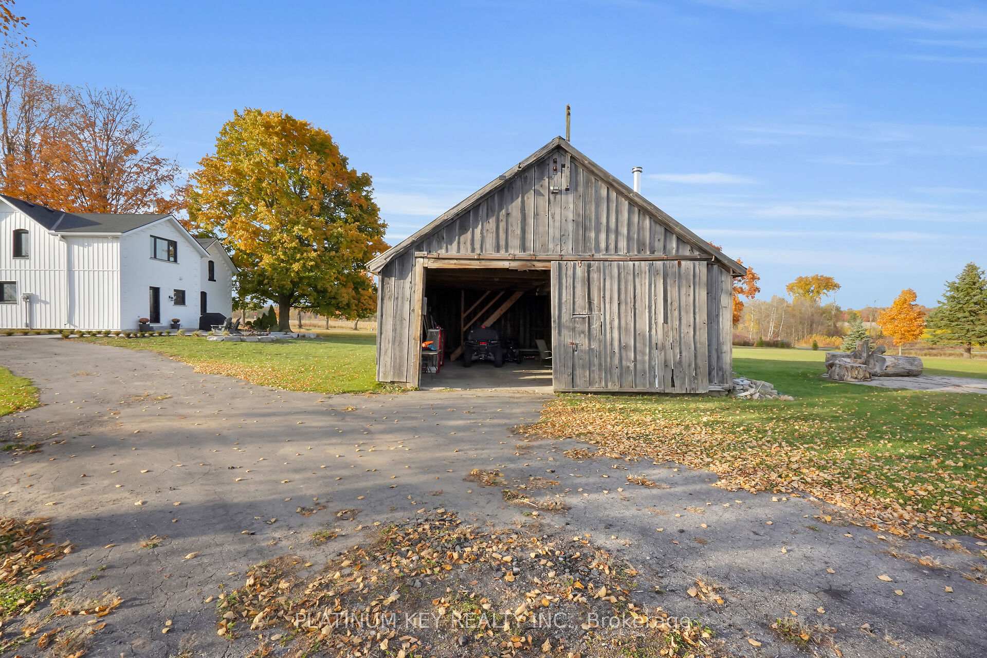 Photo 35 of 582 West Quarter Townline Road, Brant, Burford — HOMEH