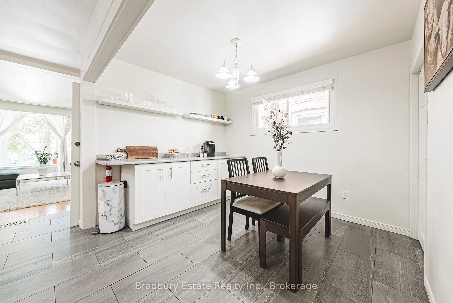 Photo 5 of 13 East 21st Street, Hamilton, Eastmount — HOMEH
