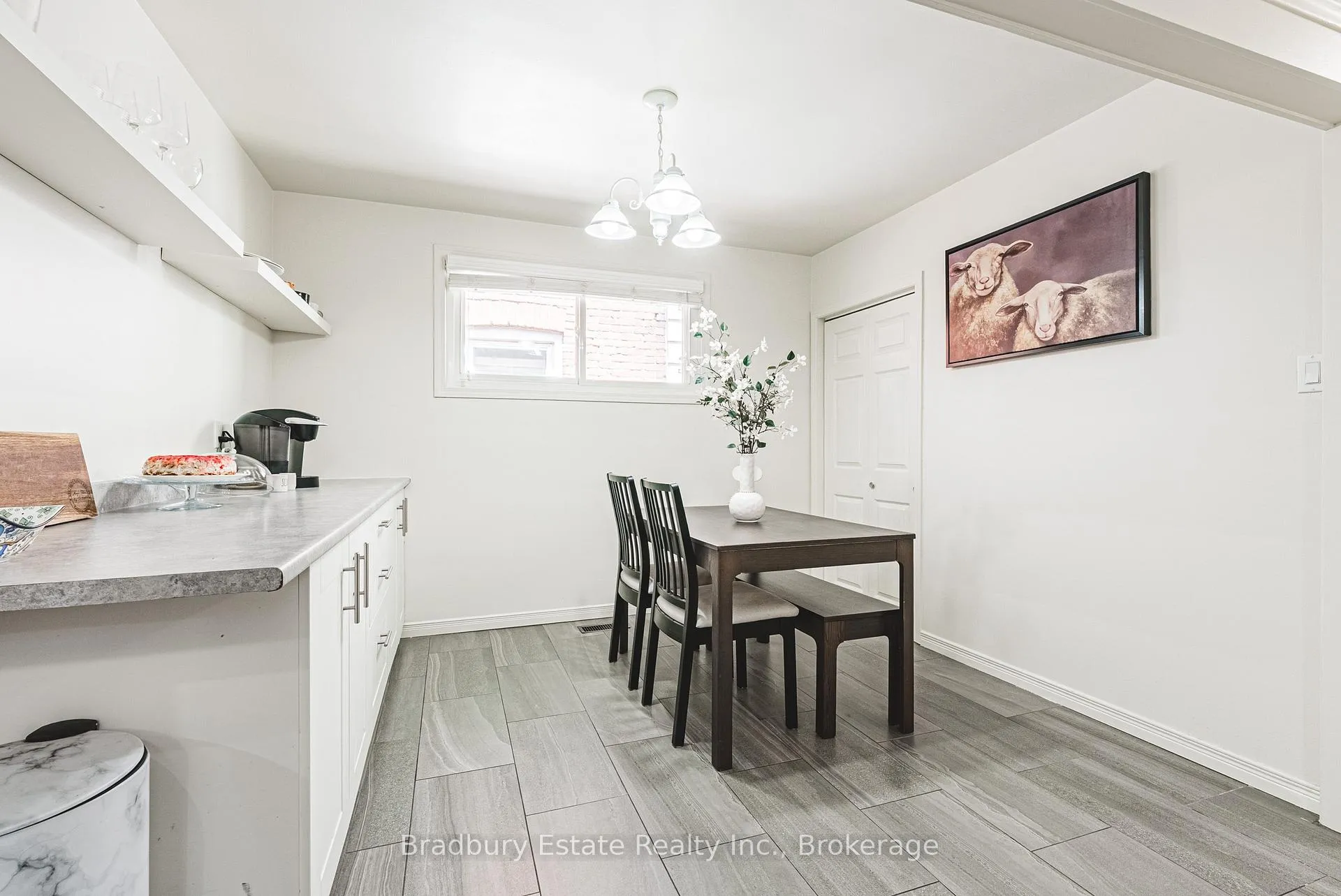 Photo 6 of 13 East 21st Street, Hamilton, Eastmount — HOMEH