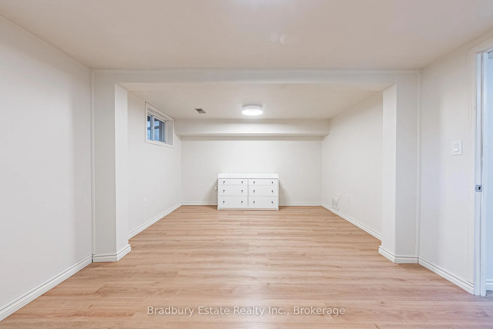 Photo 21 of 13 East 21st Street, Hamilton, Eastmount — HOMEH