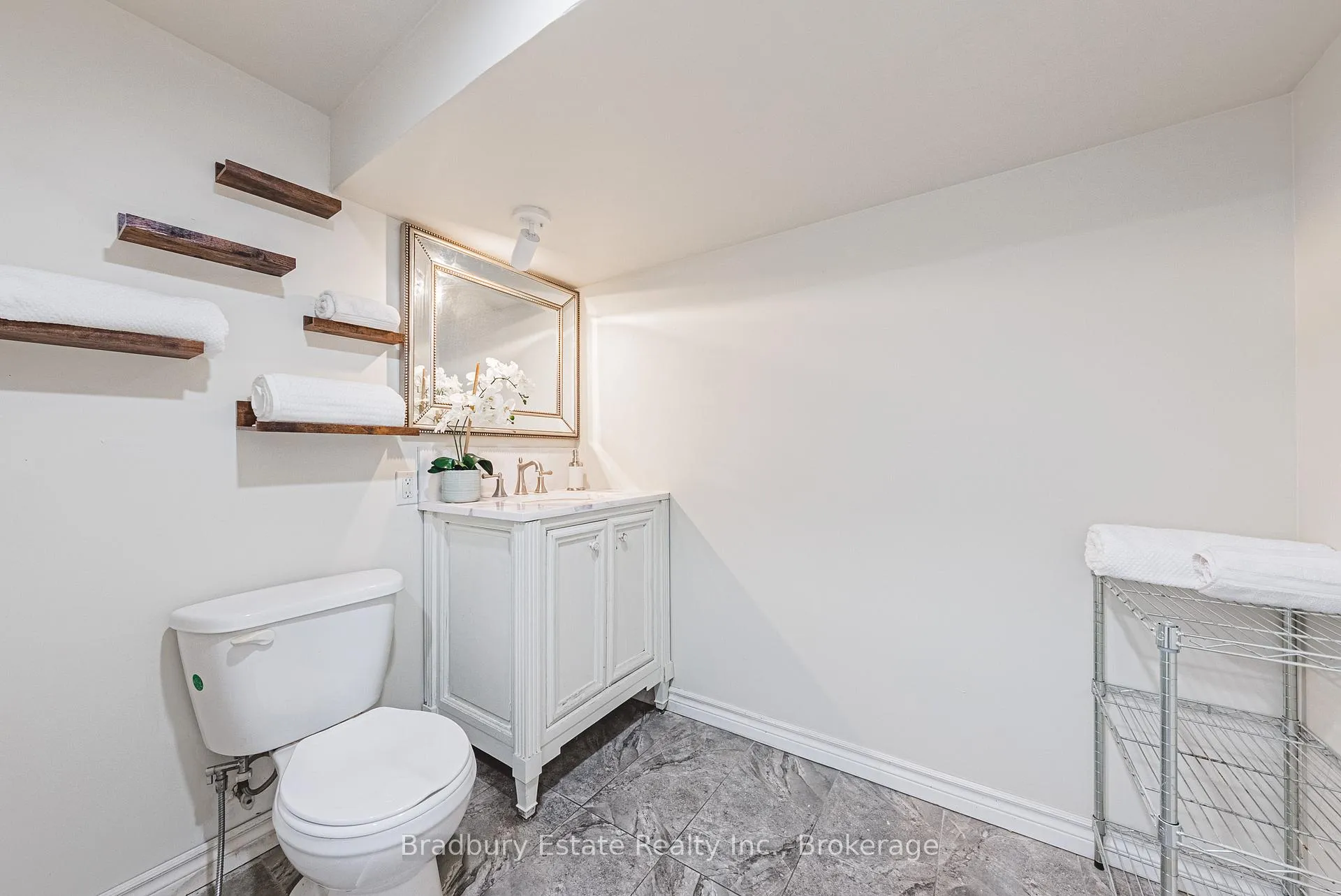 Photo 22 of 13 East 21st Street, Hamilton, Eastmount — HOMEH