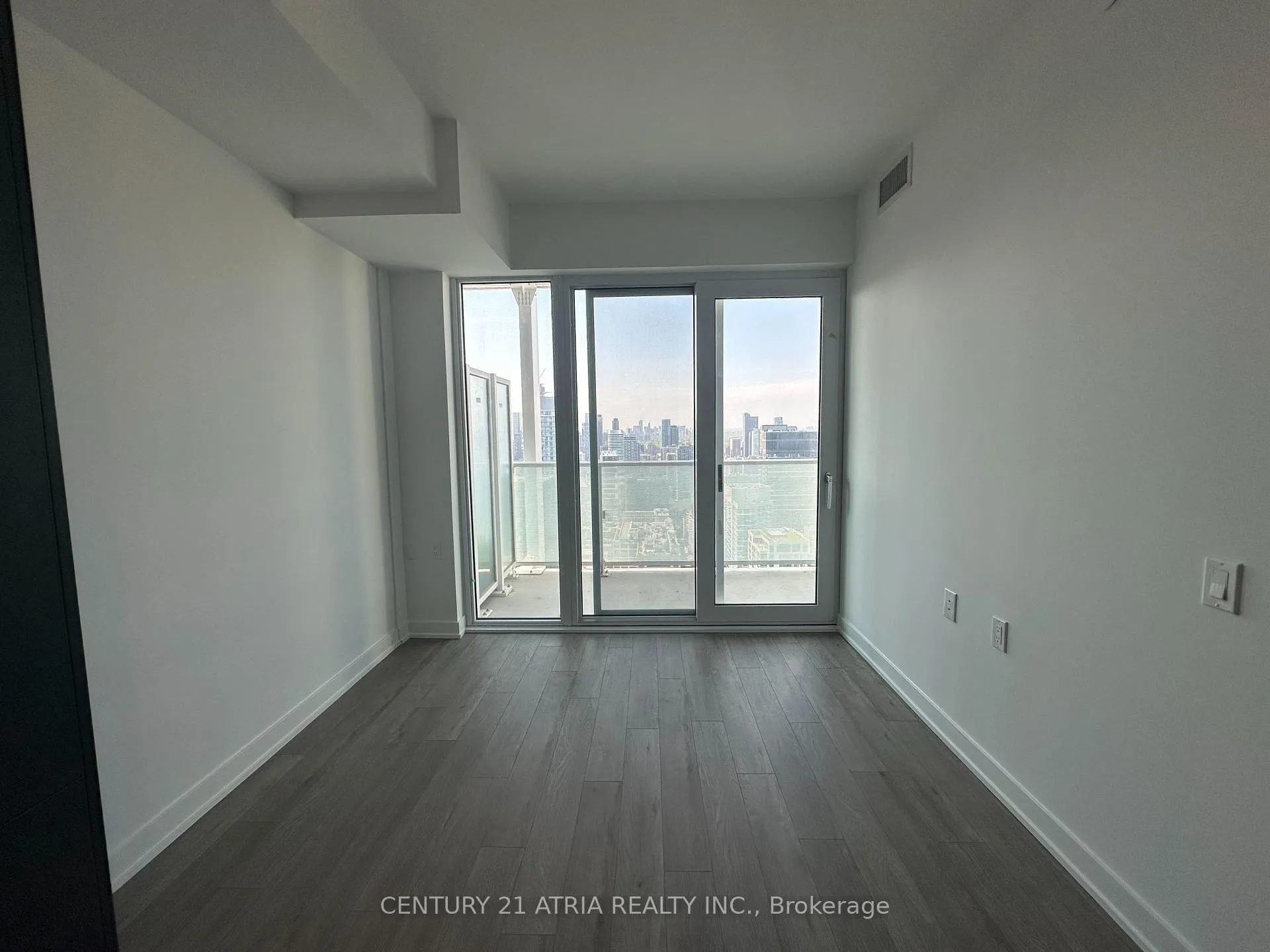 Photo 8 of Unit 5615, 88 Queen Street E, Toronto, Church-Yonge Corridor — HOMEH