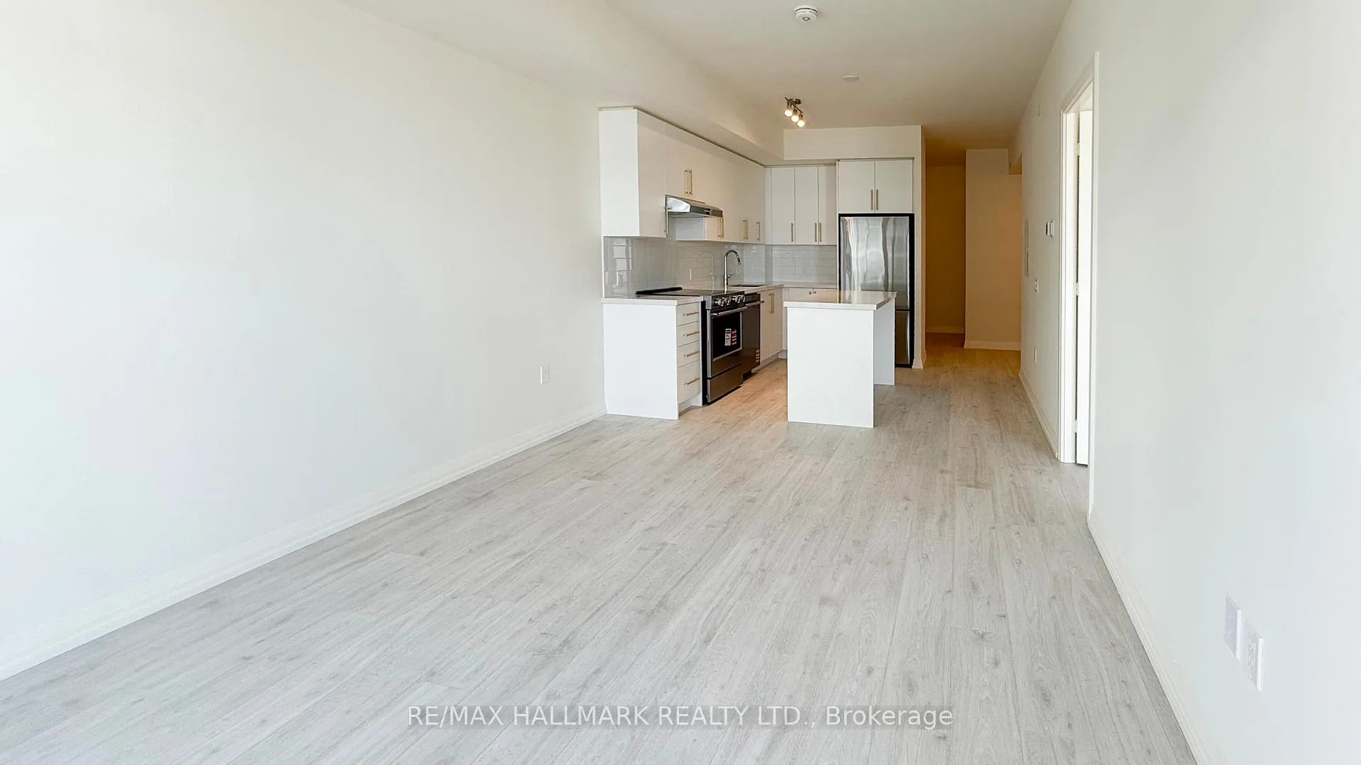 Photo 10 of Unit 2502, 27 Korda Gate, Vaughan, Vellore Village — HOMEH