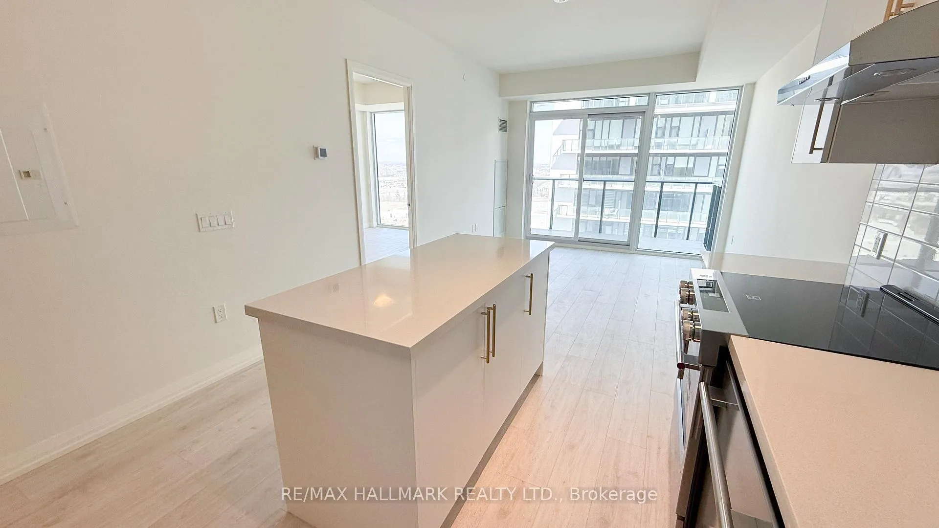 Photo 14 of Unit 2502, 27 Korda Gate, Vaughan, Vellore Village — HOMEH