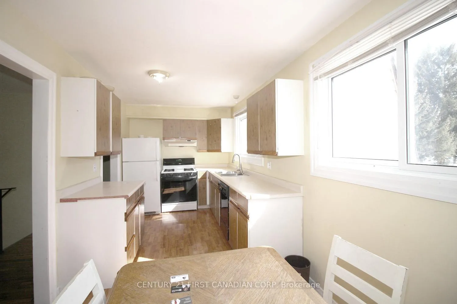 Photo 6 of Unit 21, 1460 Limberlost Road, London, North I — HOMEH